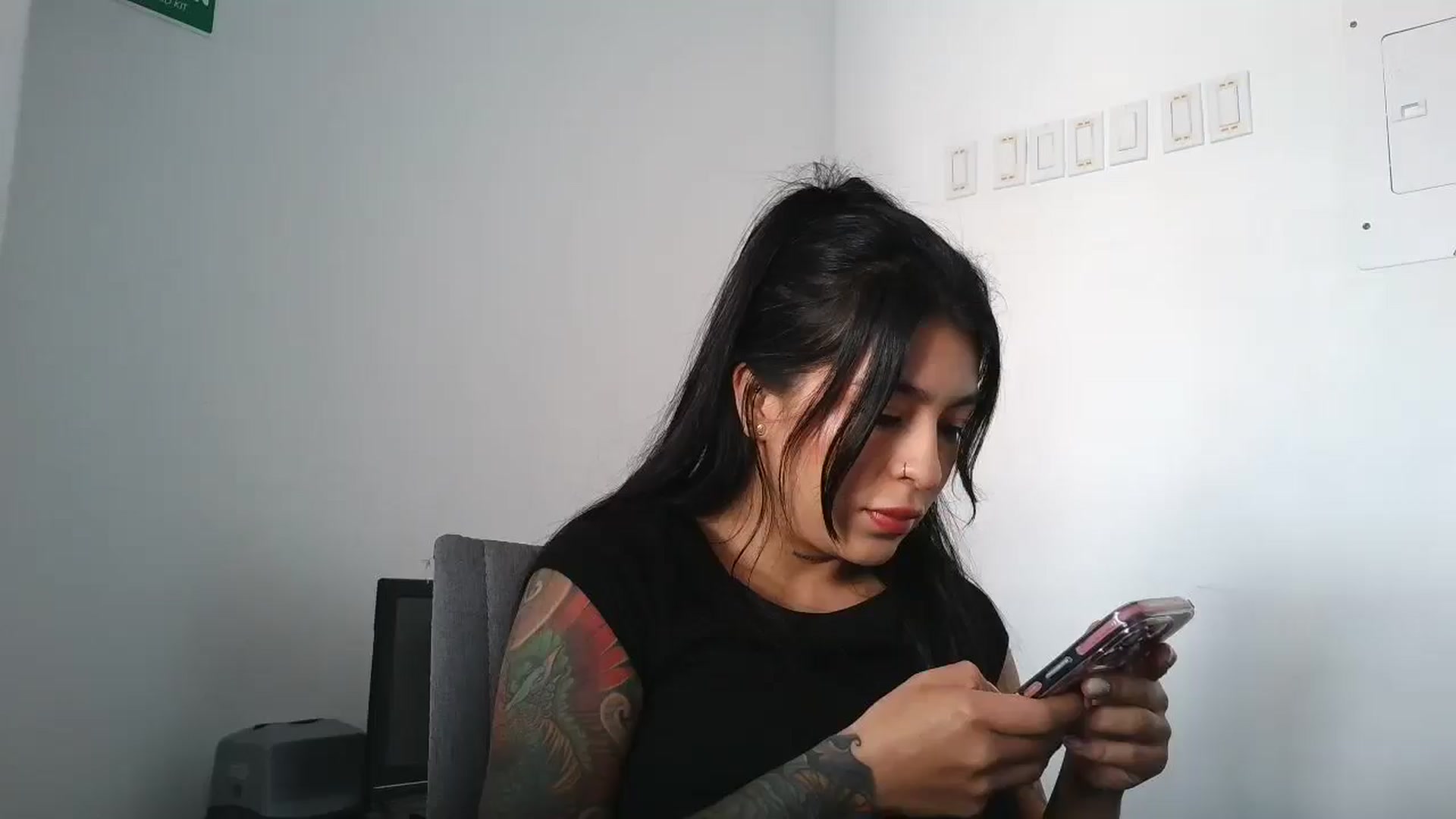 Gallery image thumbnail from yesicat's myfreecams stream on, 11/21/2025, 15:08 image 12 of 20