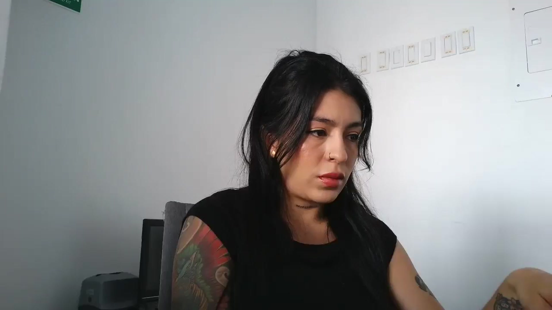 Gallery image thumbnail from yesicat's myfreecams stream on, 11/21/2025, 15:46 image 15 of 20