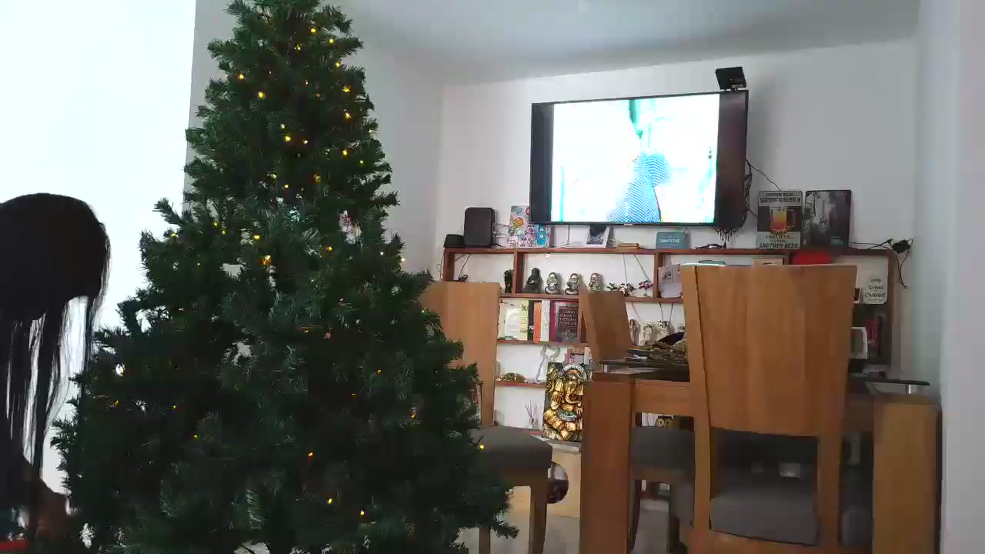 Gallery image thumbnail from yesicat's myfreecams stream on, 12/03/2025, 18:15 image 2 of 20