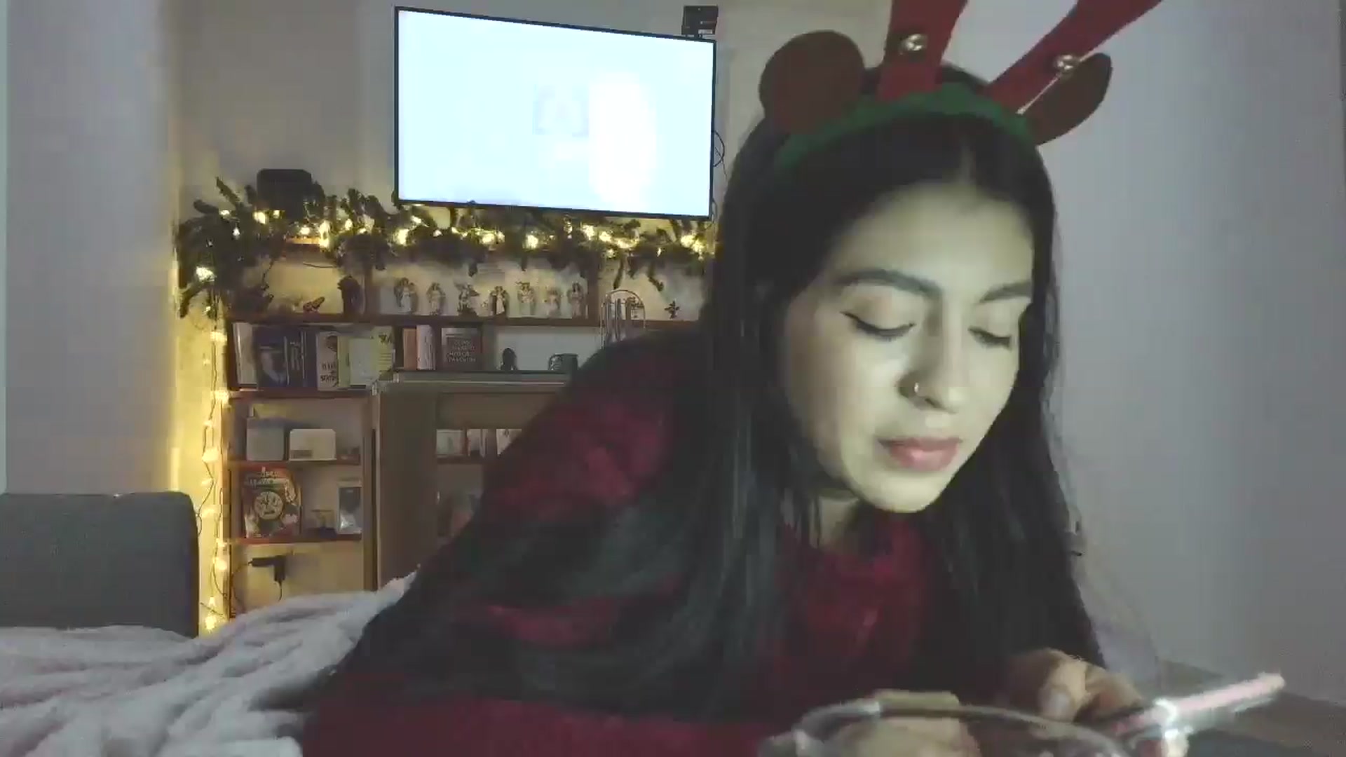 Gallery image thumbnail from yesicat's myfreecams stream on, 12/07/2025, 01:42 image 12 of 20