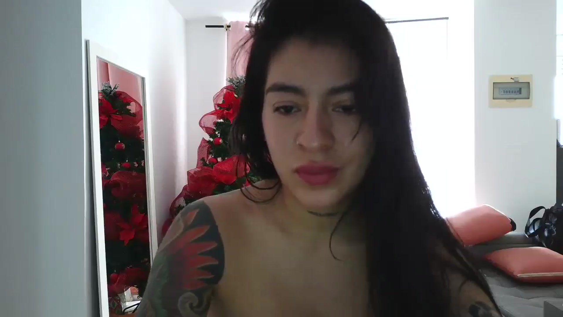 Gallery image thumbnail from yesicat's myfreecams stream on, 12/07/2025, 18:44 image 3 of 20