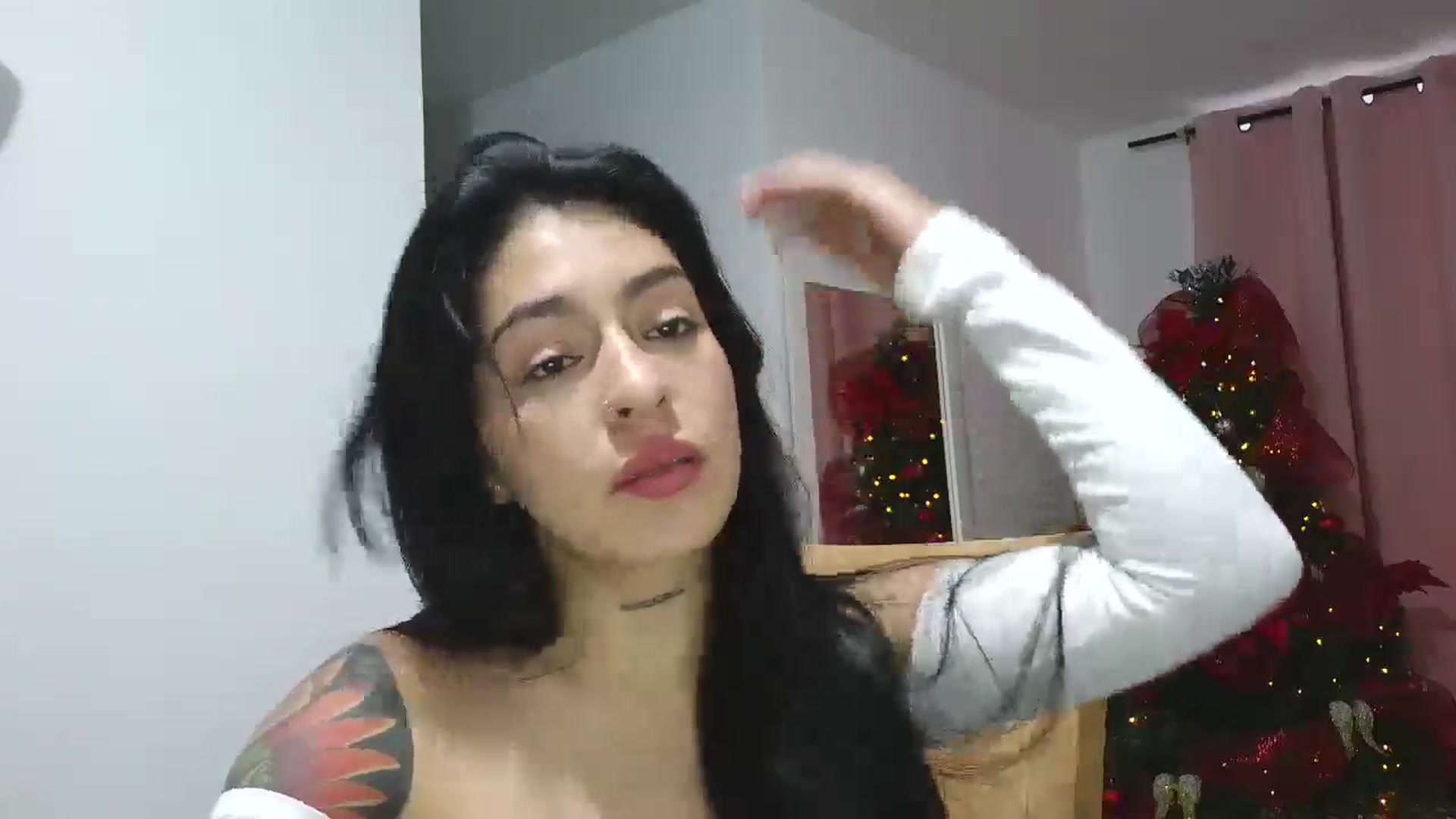 Gallery image thumbnail from yesicat's myfreecams stream on, 12/11/2025, 23:04 image 8 of 20