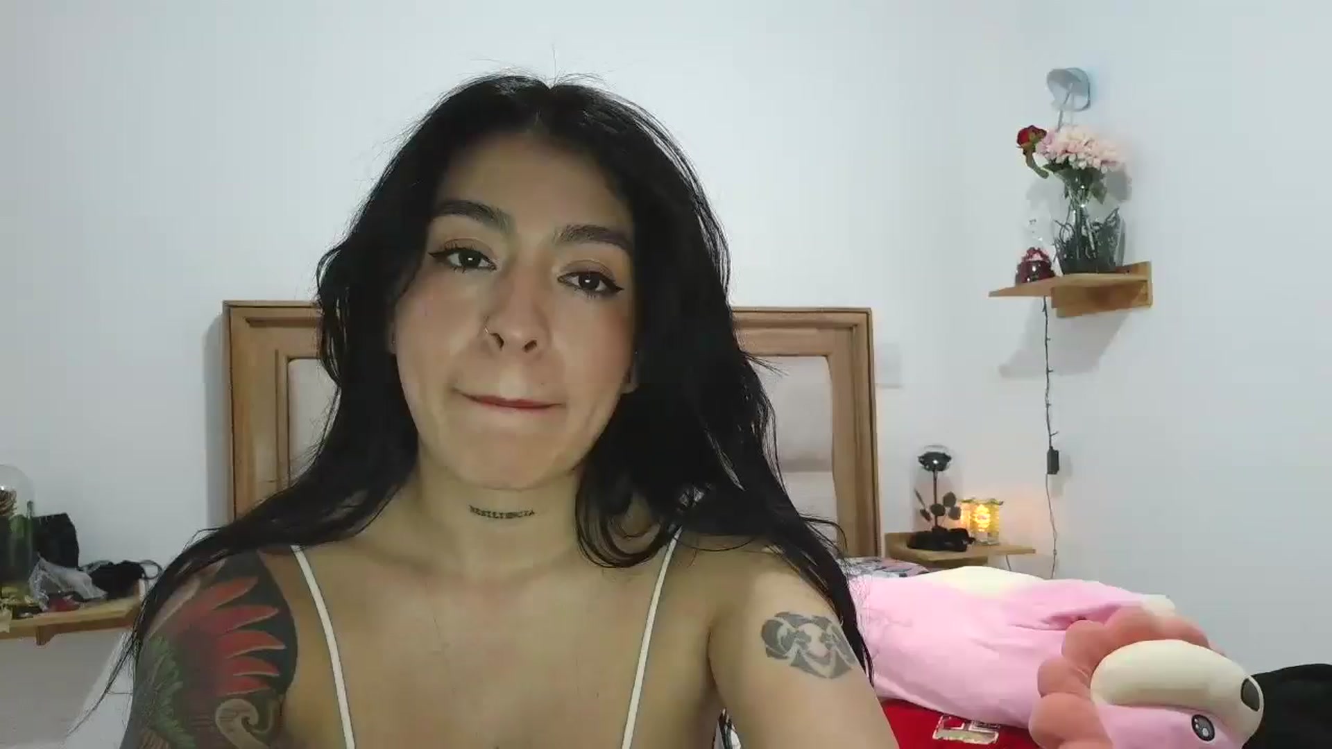 Gallery image thumbnail from yesicat's myfreecams stream on, 12/23/2025, 02:55 image 1 of 20