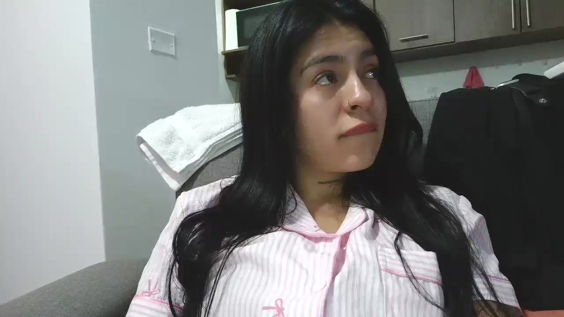 Gallery image thumbnail from yesicat's myfreecams stream on, 12/28/2025, 01:59 image 3 of 20