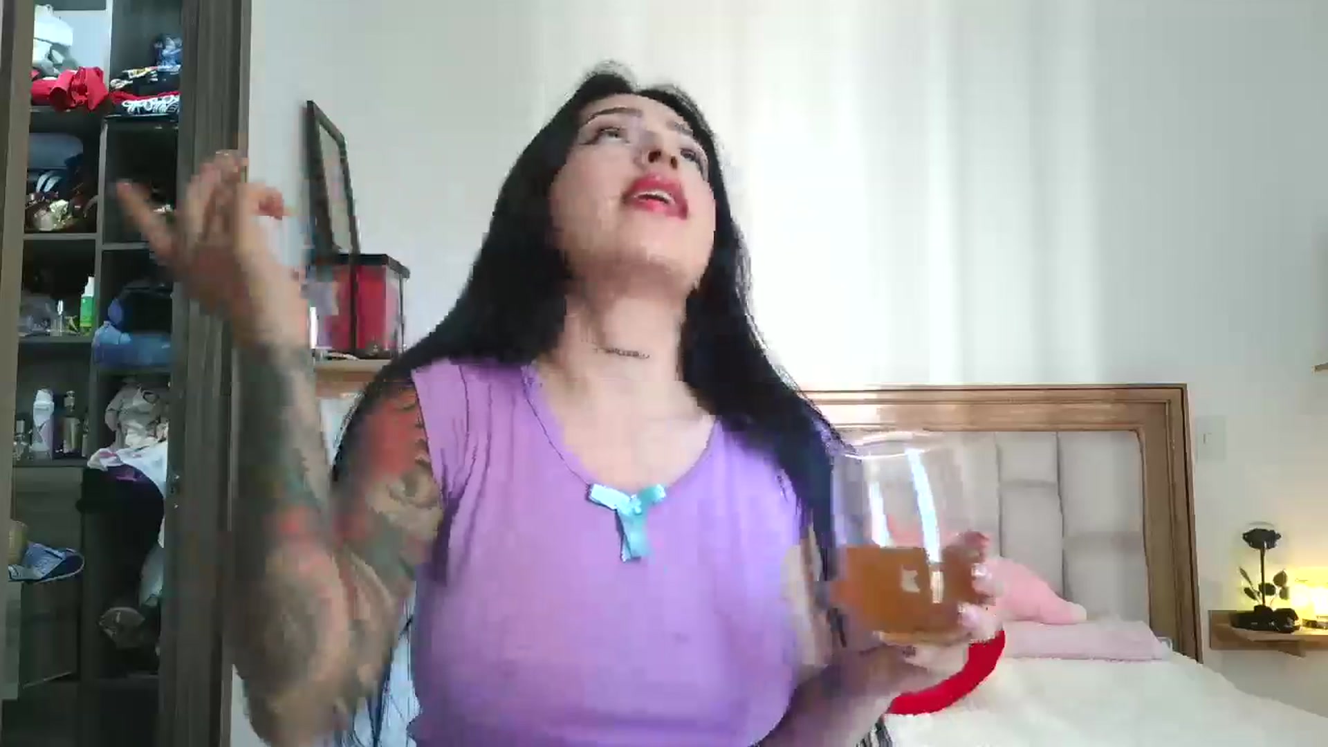Gallery image thumbnail from yesicat's myfreecams stream on, 12/31/2025, 21:43 image 15 of 20