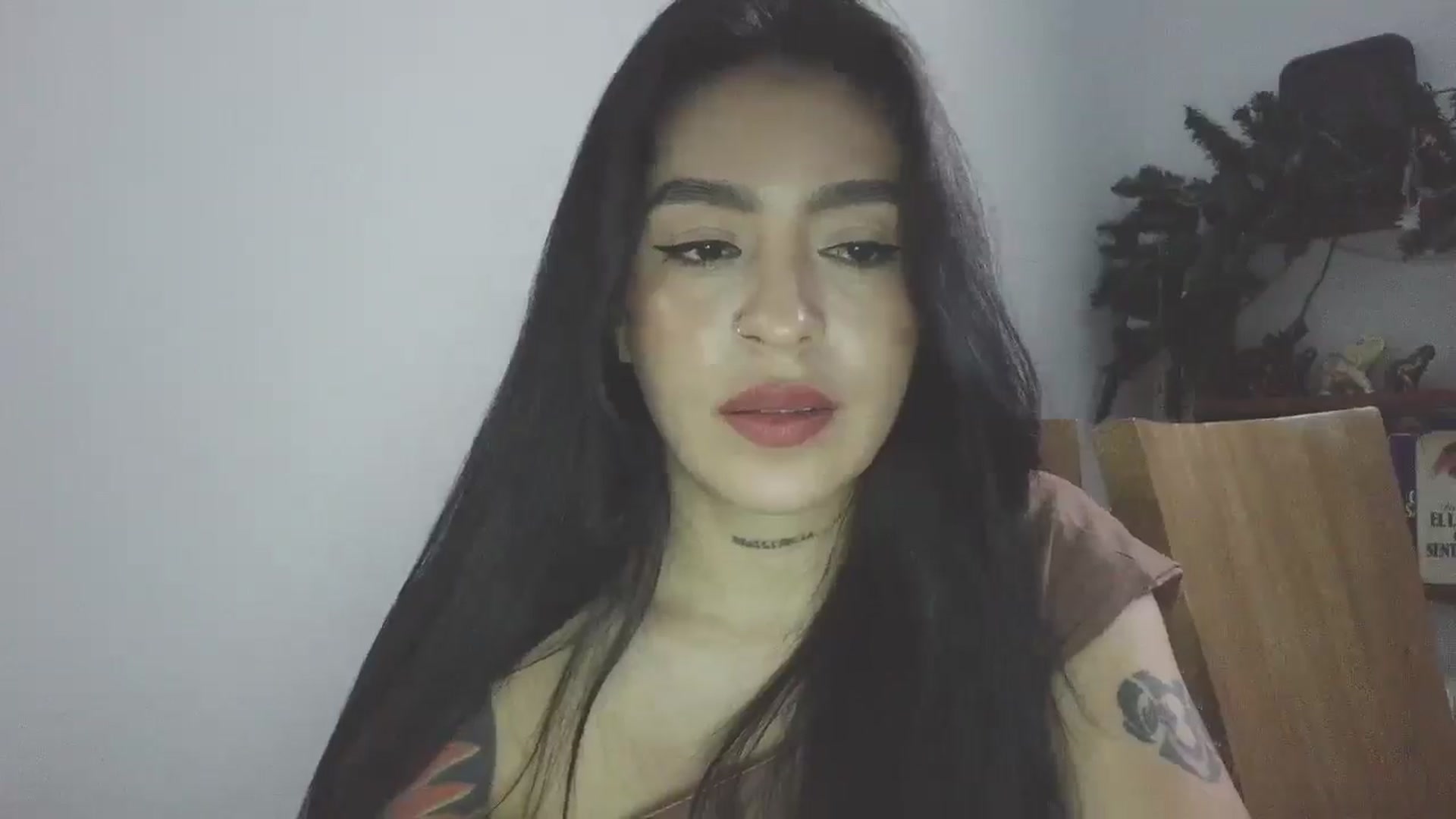 Gallery image thumbnail from yesicat's myfreecams stream on, 01/08/2026, 24:00 image 18 of 20