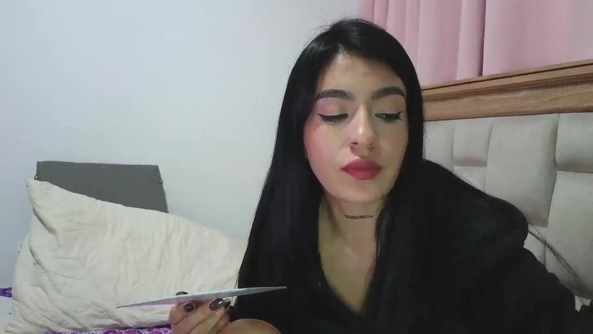 Gallery image thumbnail from yesicat's myfreecams stream on, 02/02/2026, 03:53 image 13 of 20