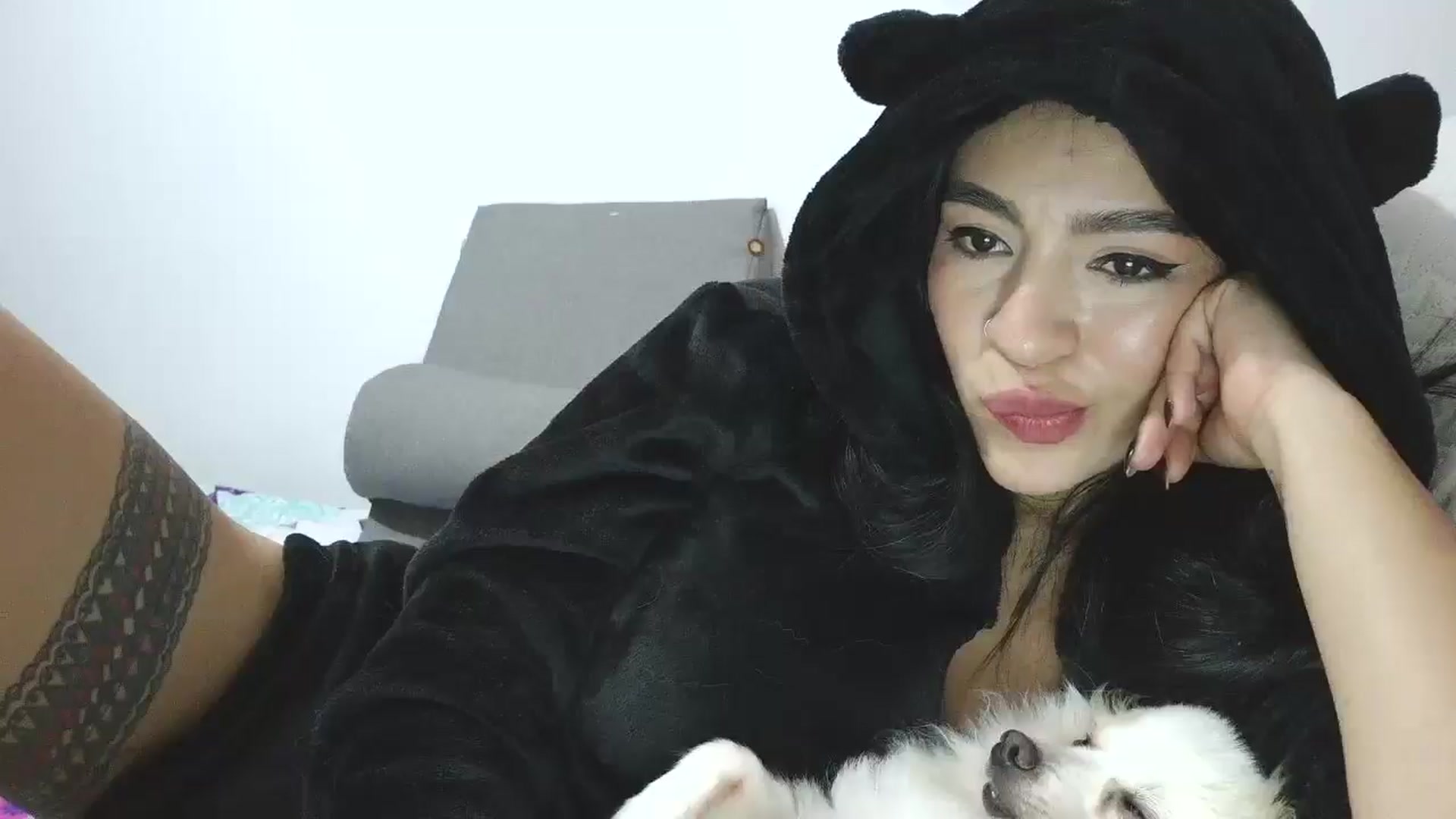 Gallery image thumbnail from yesicat's myfreecams stream on, 02/02/2026, 05:28 image 14 of 20