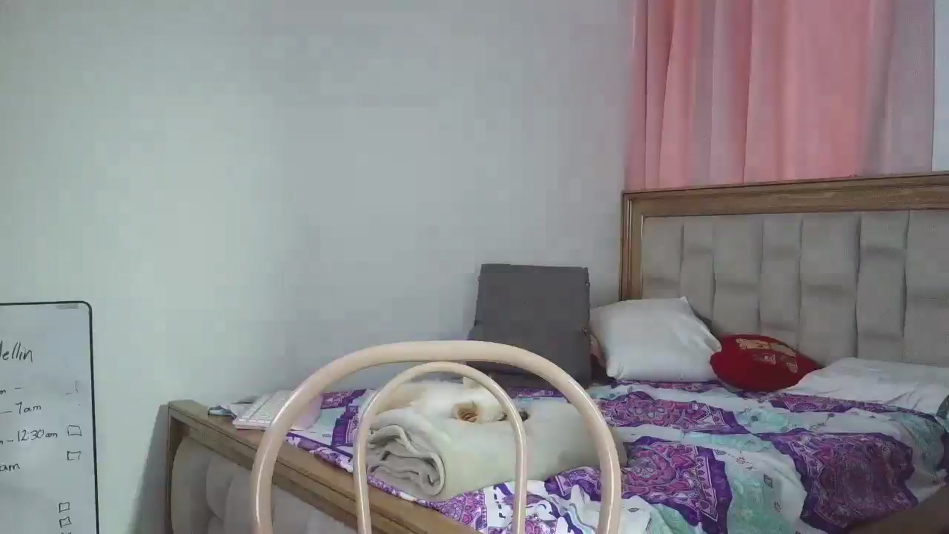 Gallery image thumbnail from yesicat's myfreecams stream on, 02/11/2026, 23:01 image 10 of 20