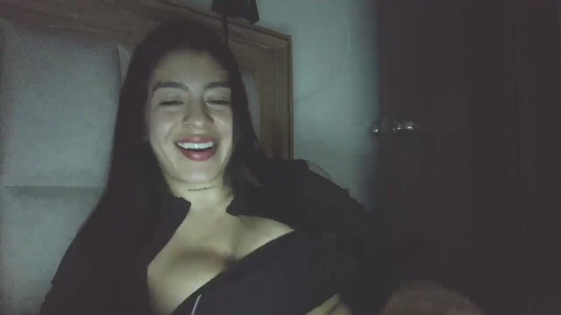 Gallery image thumbnail from yesicat's myfreecams stream on, 03/03/2026, 04:48 image 3 of 20