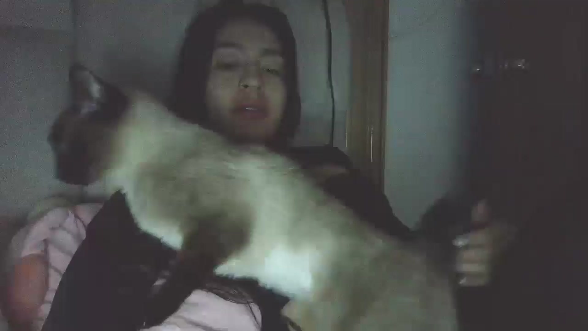 Gallery image thumbnail from yesicat's myfreecams stream on, 03/03/2026, 04:48 image 11 of 20