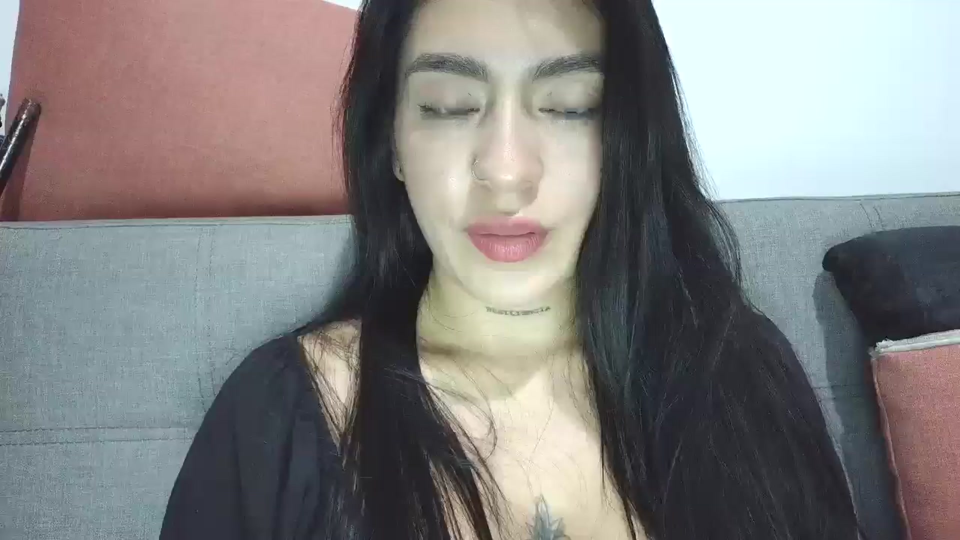 Gallery image thumbnail from yesicat's myfreecams stream on, 03/15/2026, 03:28 image 14 of 20