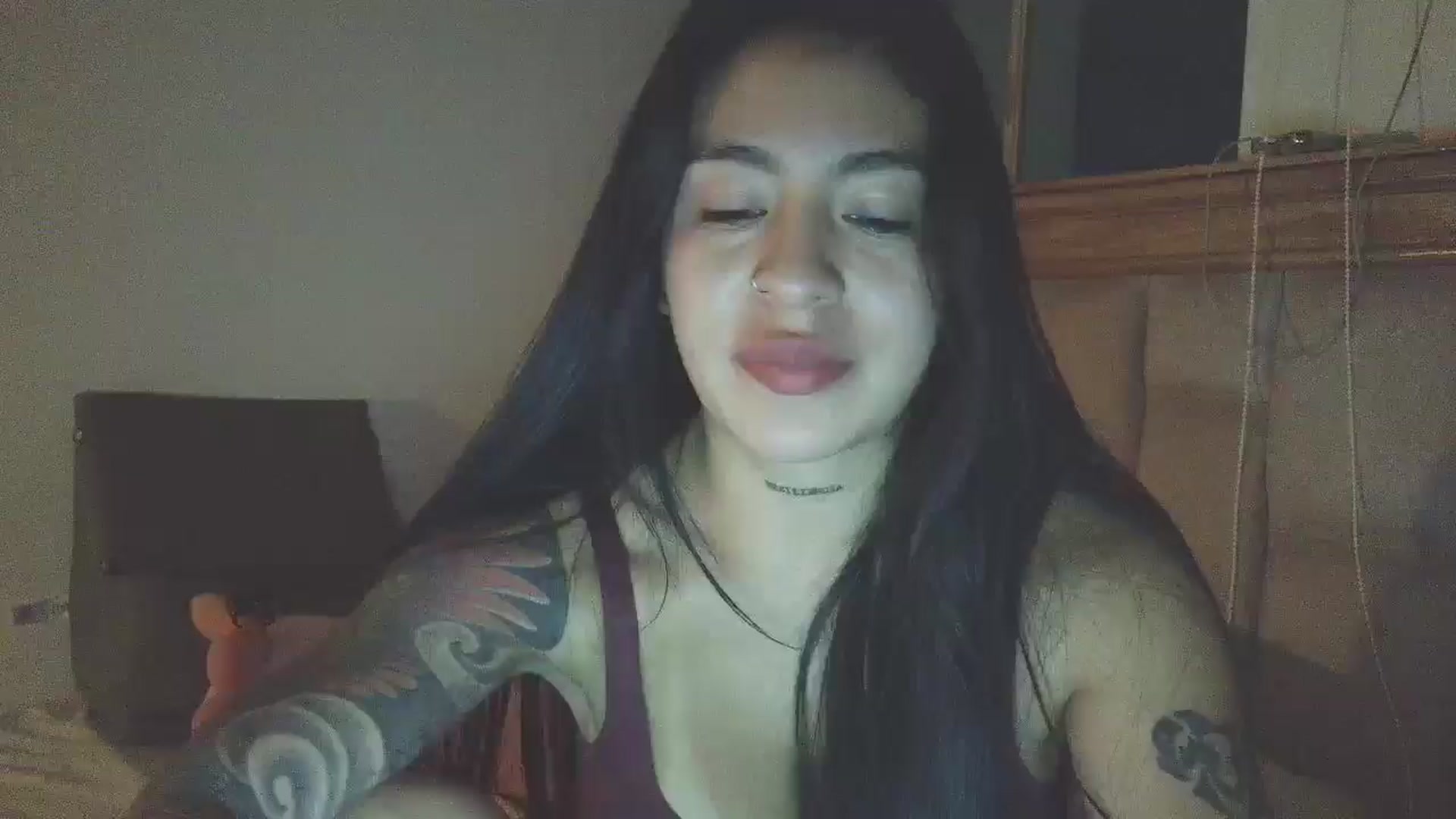 Gallery image thumbnail from yesicat's myfreecams stream on, 03/25/2026, 03:48 image 12 of 20