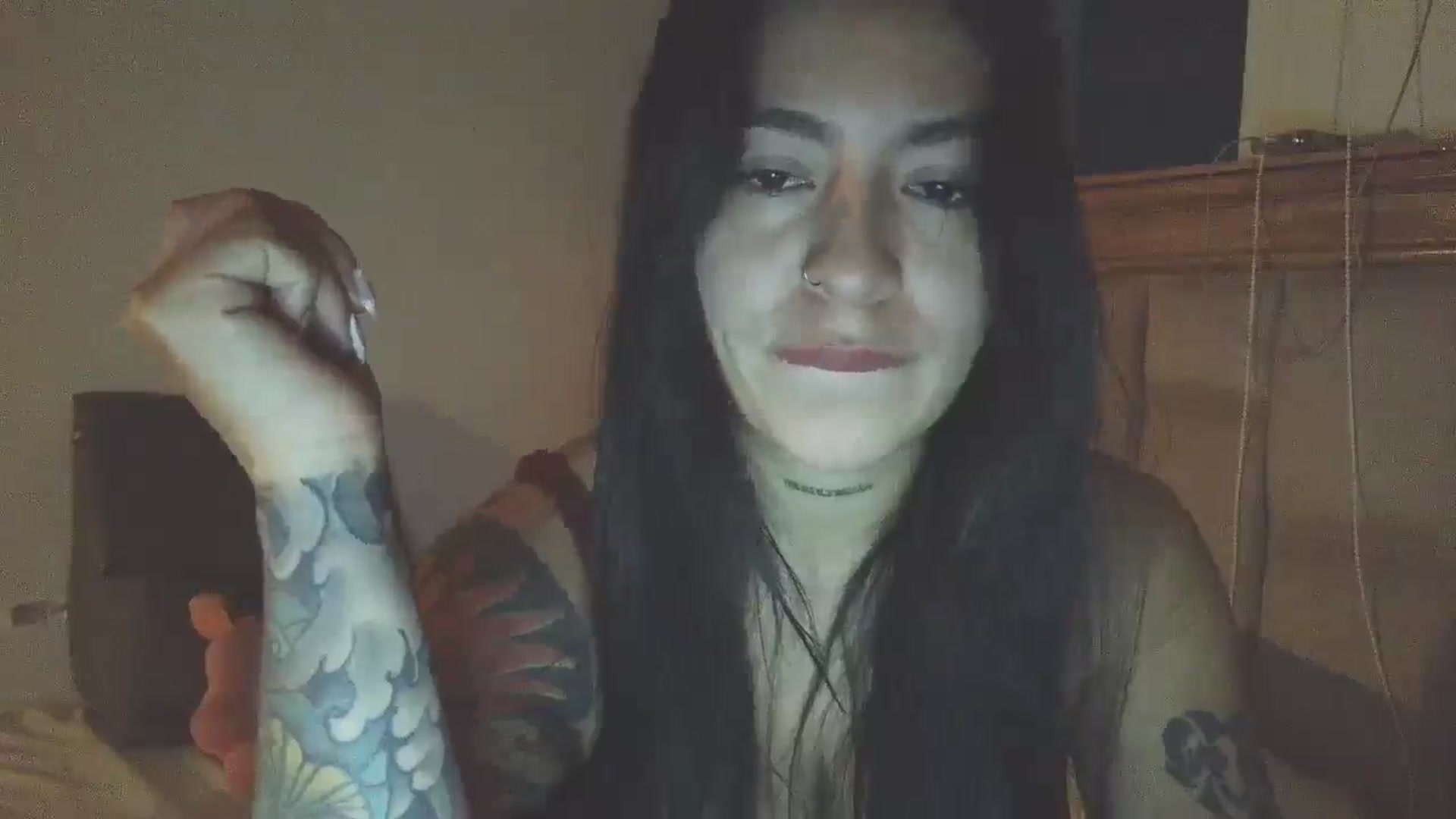 Gallery image thumbnail from yesicat's myfreecams stream on, 03/25/2026, 03:48 image 9 of 20