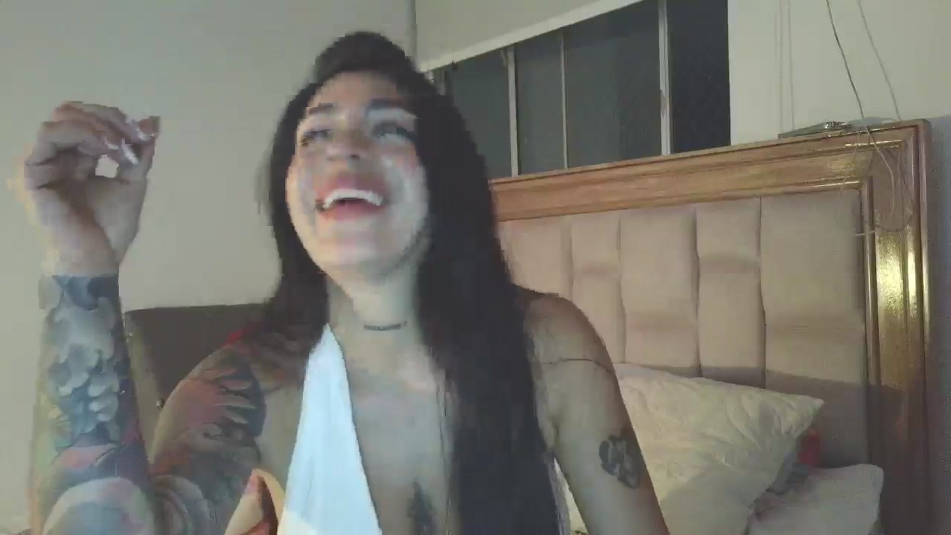 Gallery image thumbnail from yesicat's myfreecams stream on, 03/26/2026, 04:21 image 9 of 20