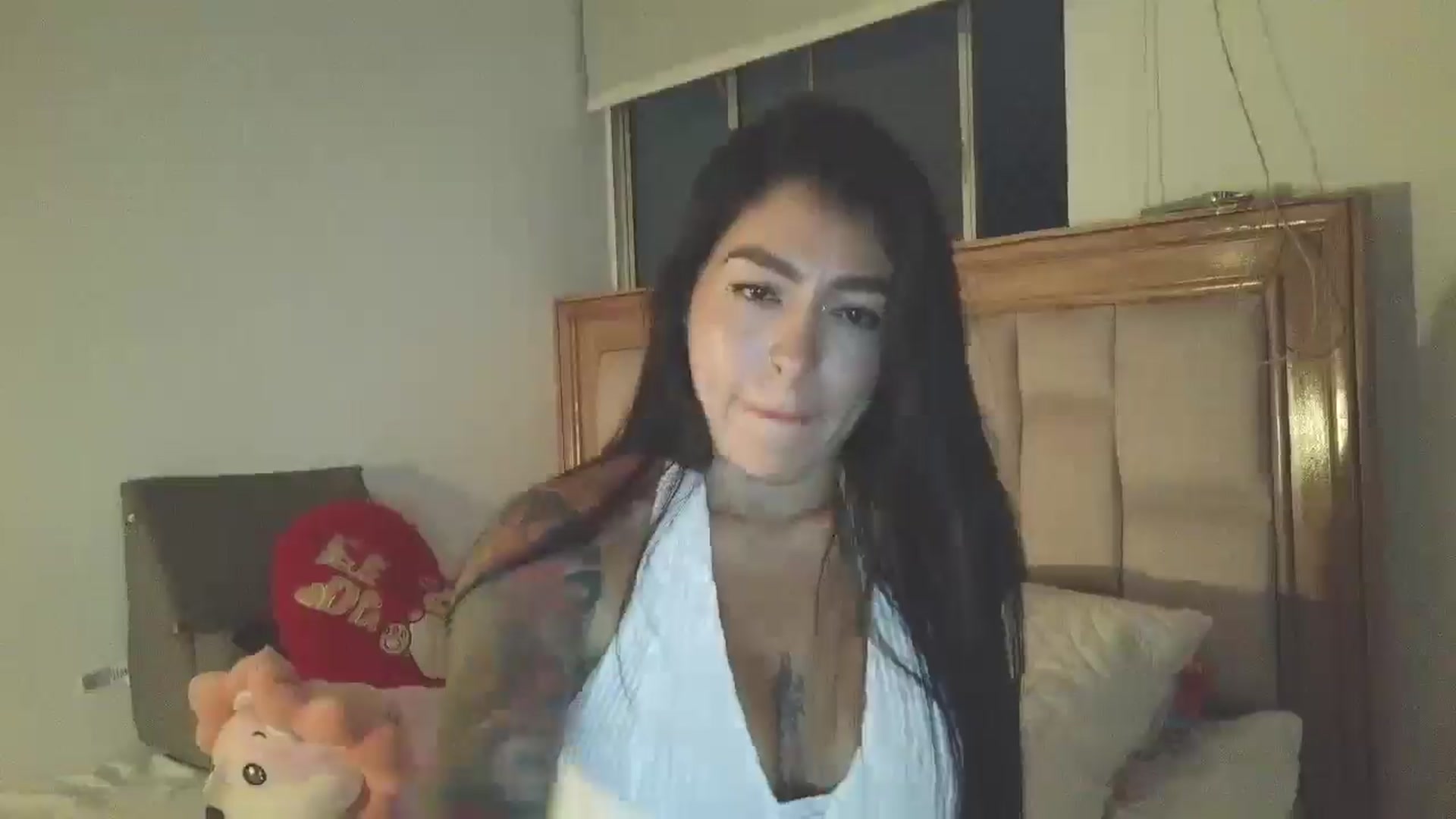 Gallery image thumbnail from yesicat's myfreecams stream on, 03/26/2026, 04:21 image 12 of 20