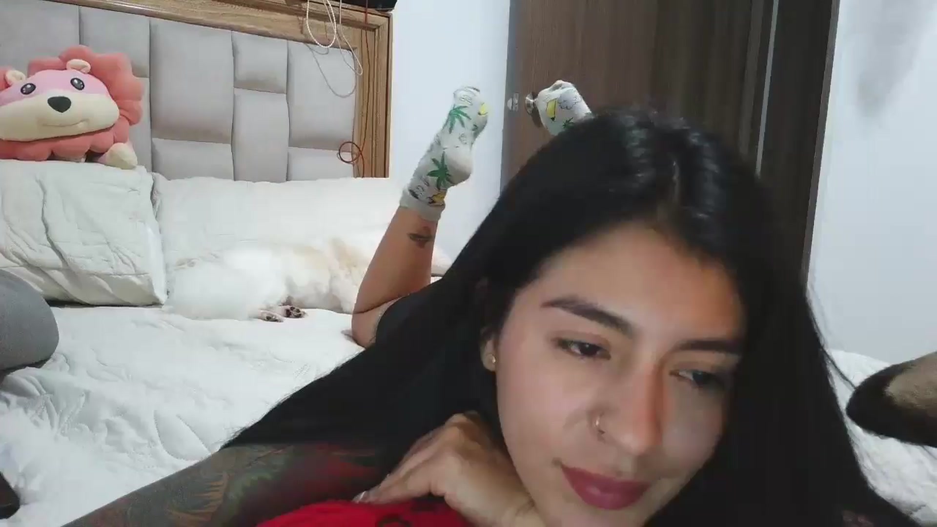 Gallery image thumbnail from yesicat's myfreecams stream on, 04/06/2026, 22:33 image 18 of 20