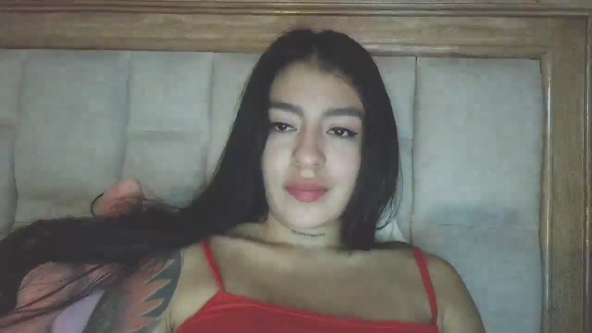 Gallery image thumbnail from yesicat's myfreecams stream on, 04/08/2026, 04:43 image 7 of 20