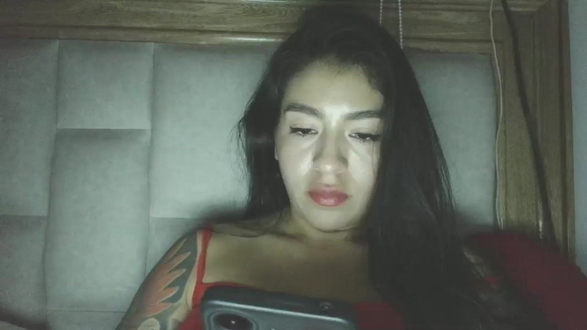 Gallery image thumbnail from yesicat's myfreecams stream on, 04/14/2026, 02:50 image 7 of 20