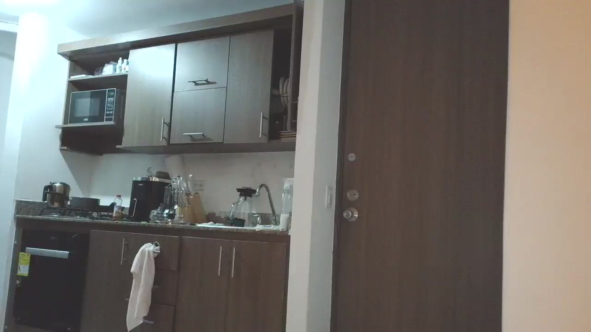 Gallery image thumbnail from yesicat's myfreecams stream on, 04/16/2026, 05:18 image 2 of 20