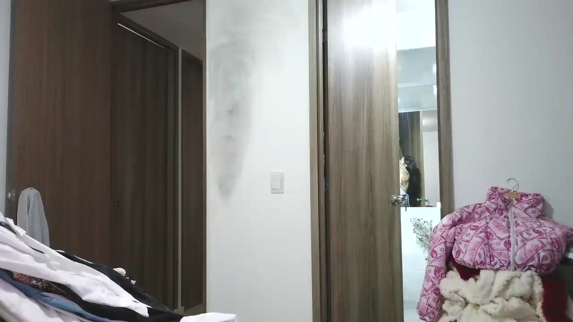 Gallery image thumbnail from yesicat's myfreecams stream on, 04/16/2026, 20:06 image 6 of 20