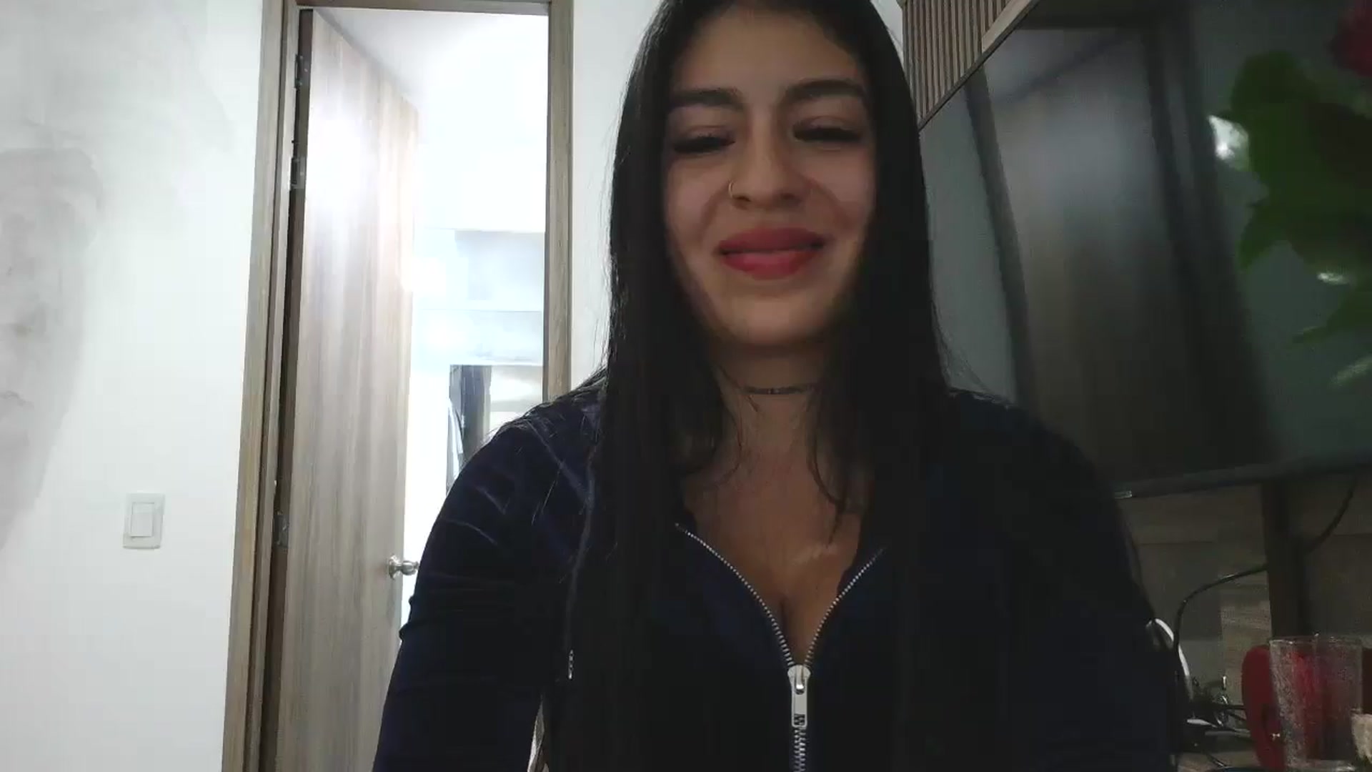 Gallery image thumbnail from yesicat's myfreecams stream on, 04/26/2026, 03:42 image 18 of 20