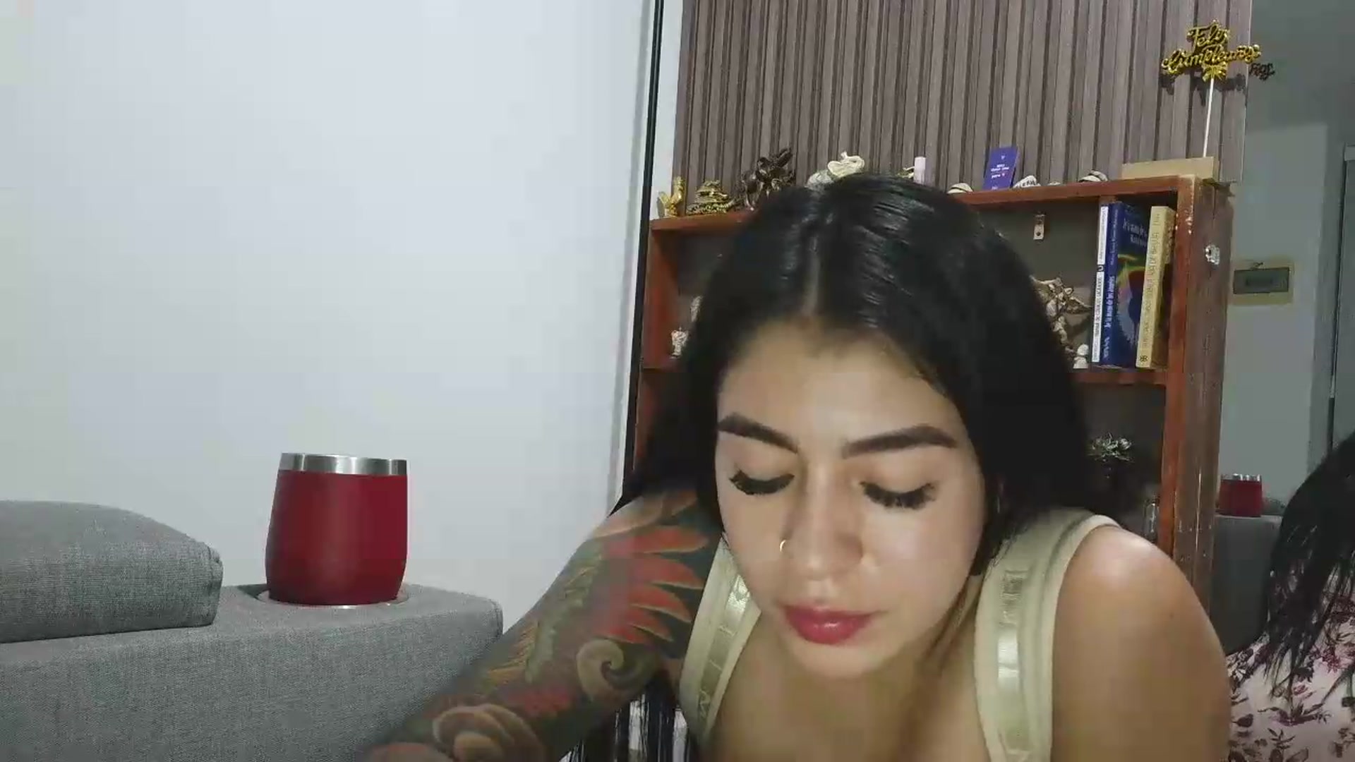 Gallery image thumbnail from yesicat's myfreecams stream on, 04/30/2026, 24:57 image 13 of 20