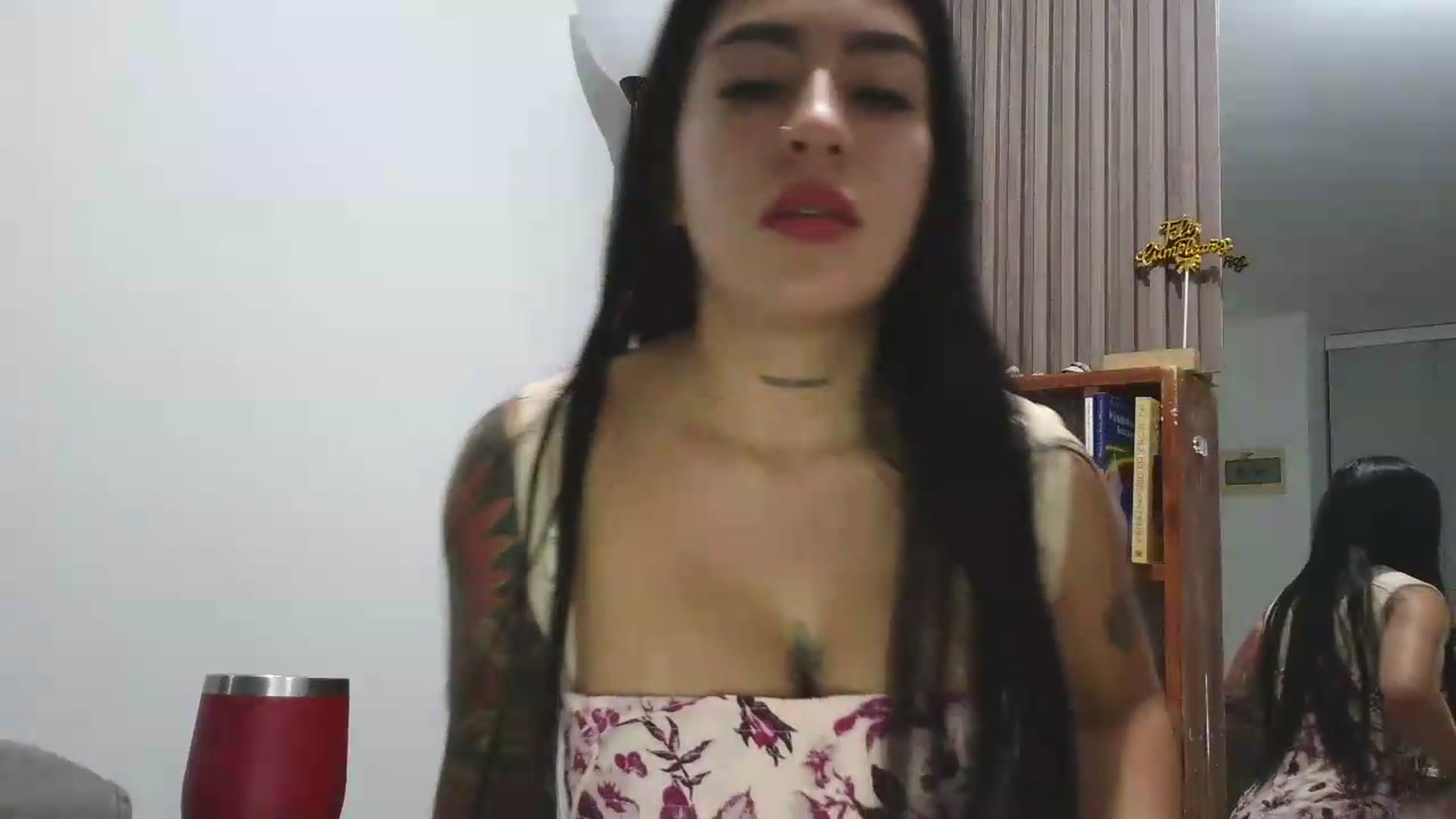Gallery image thumbnail from yesicat's myfreecams stream on, 04/30/2026, 24:57 image 12 of 20
