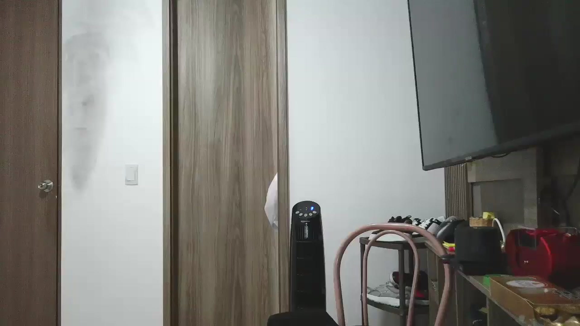 Gallery image thumbnail from yesicat's myfreecams stream on, 05/01/2026, 24:09 image 14 of 20