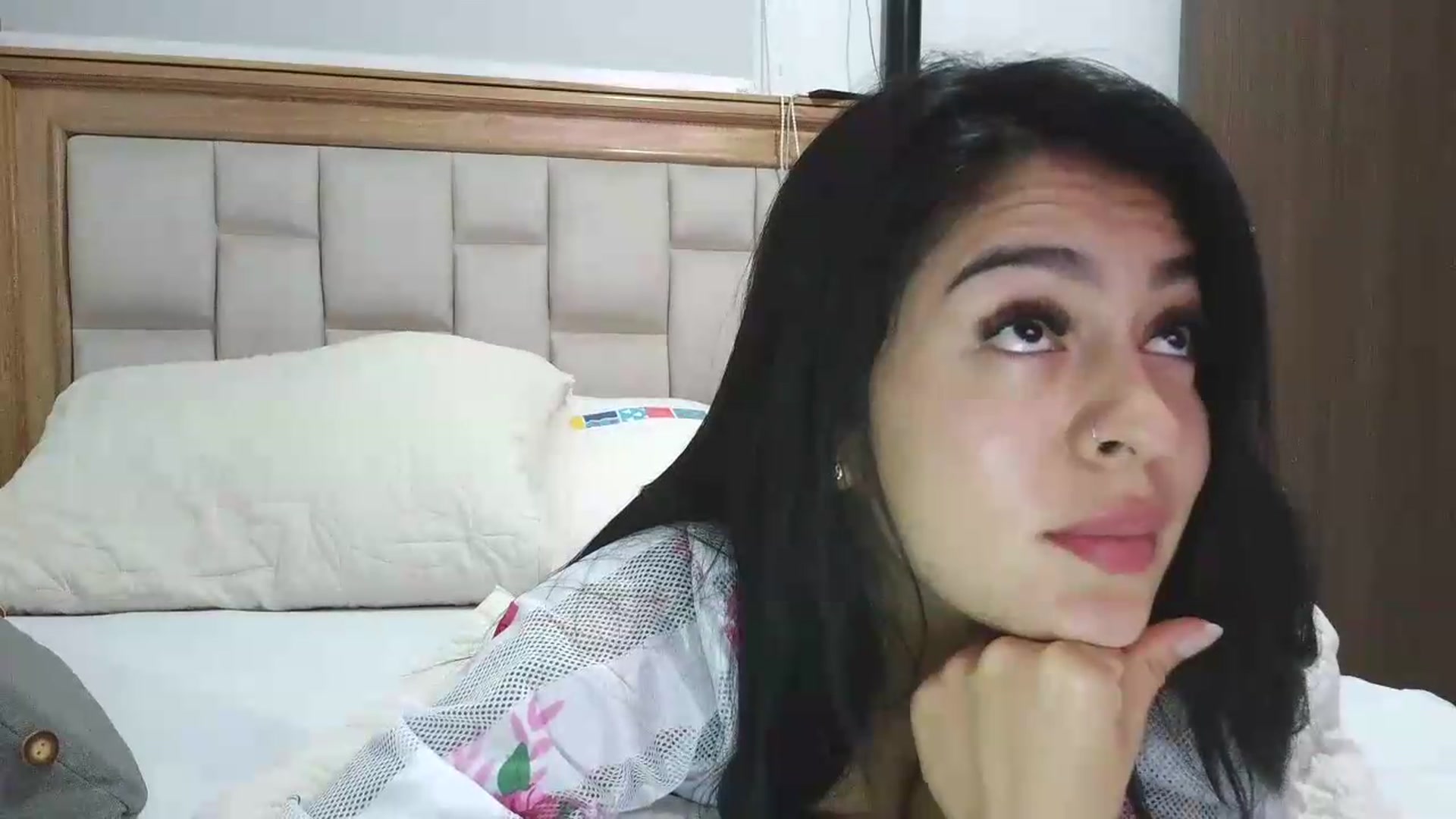 Gallery image thumbnail from yesicat's myfreecams stream on, 05/12/2026, 02:01 image 9 of 20