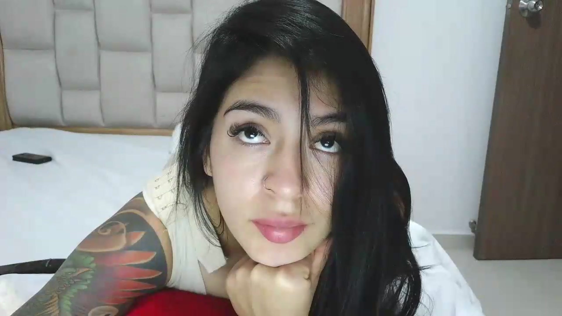 Gallery image thumbnail from yesicat's myfreecams stream on, 06/14/2026, 04:44 image 6 of 20