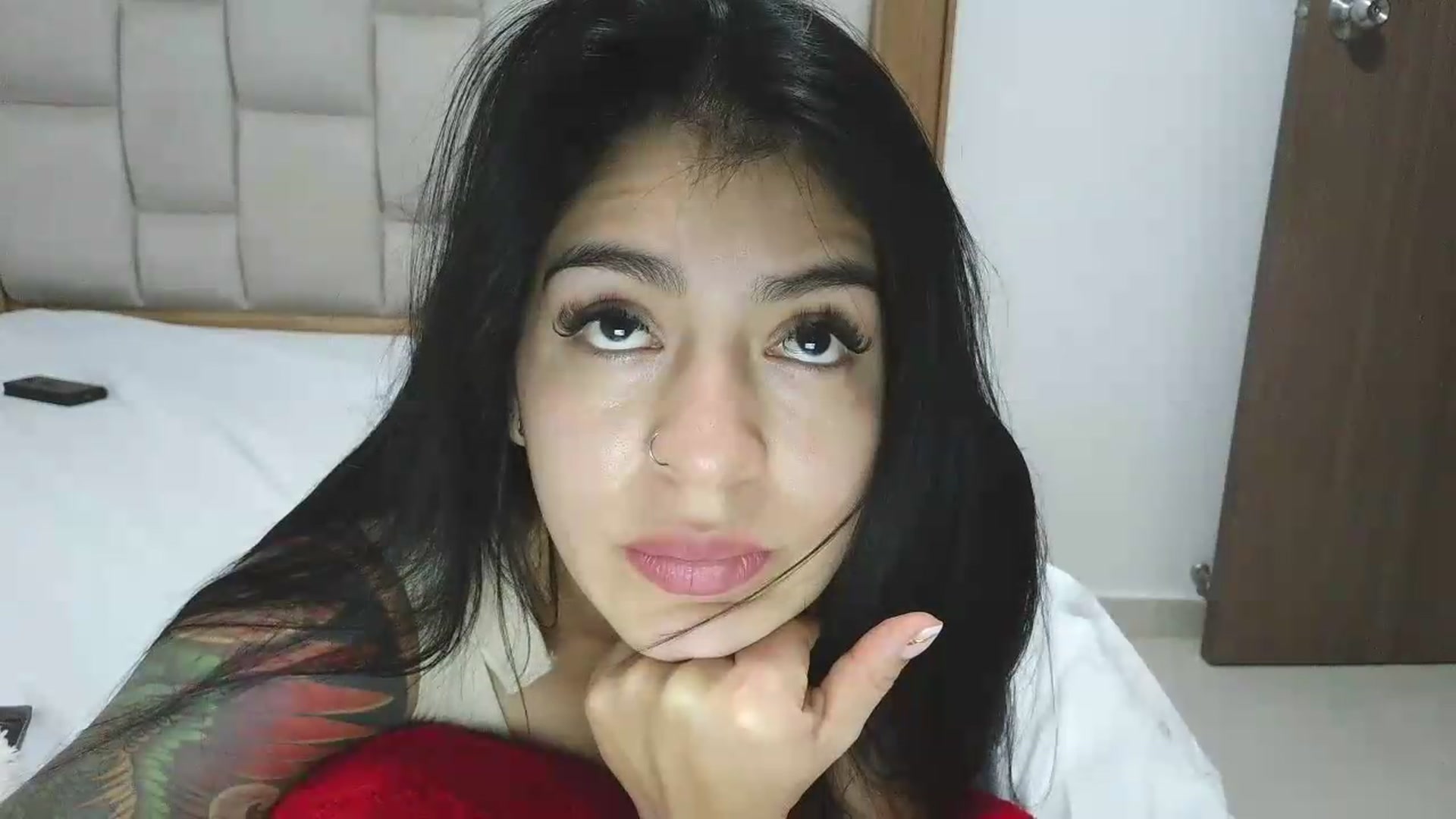 Gallery image thumbnail from yesicat's myfreecams stream on, 06/14/2026, 04:44 image 19 of 20