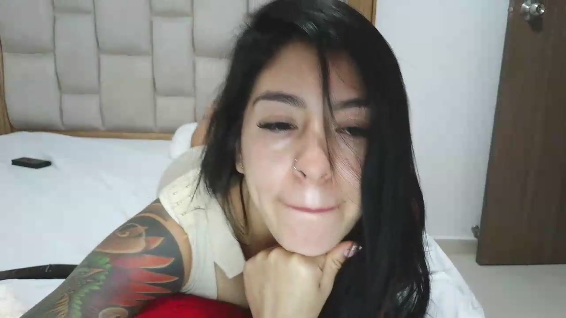 Gallery image thumbnail from yesicat's myfreecams stream on, 06/14/2026, 04:44 image 7 of 20