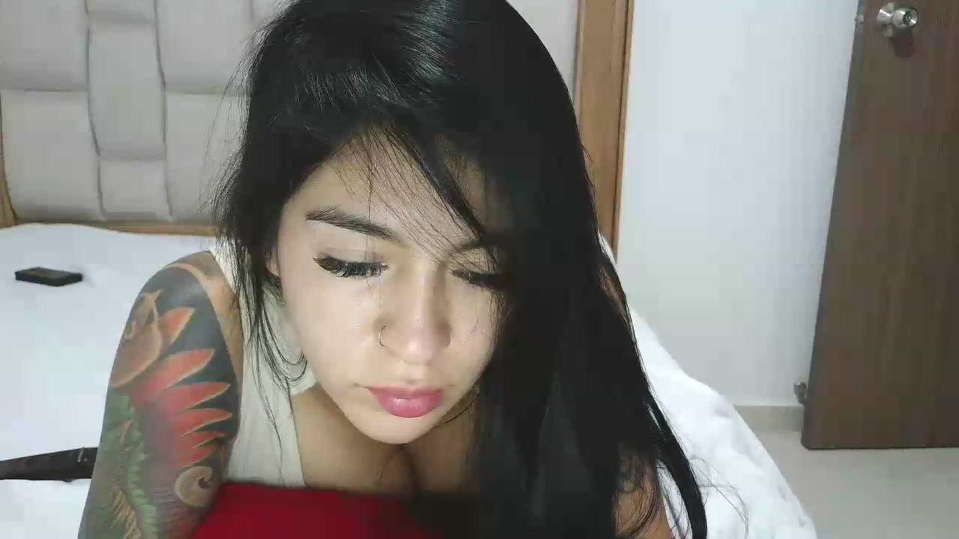 Gallery image thumbnail from yesicat's myfreecams stream on, 06/14/2026, 04:44 image 11 of 20