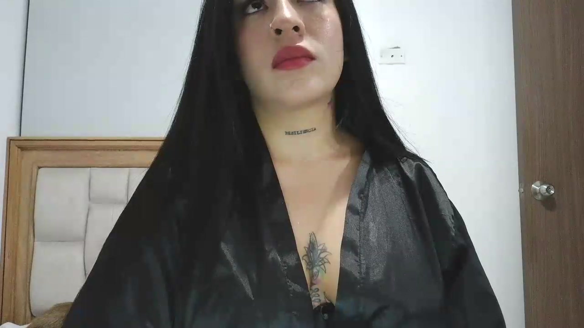 Gallery image thumbnail from yesicat's myfreecams stream on, 06/15/2026, 24:51 image 5 of 20
