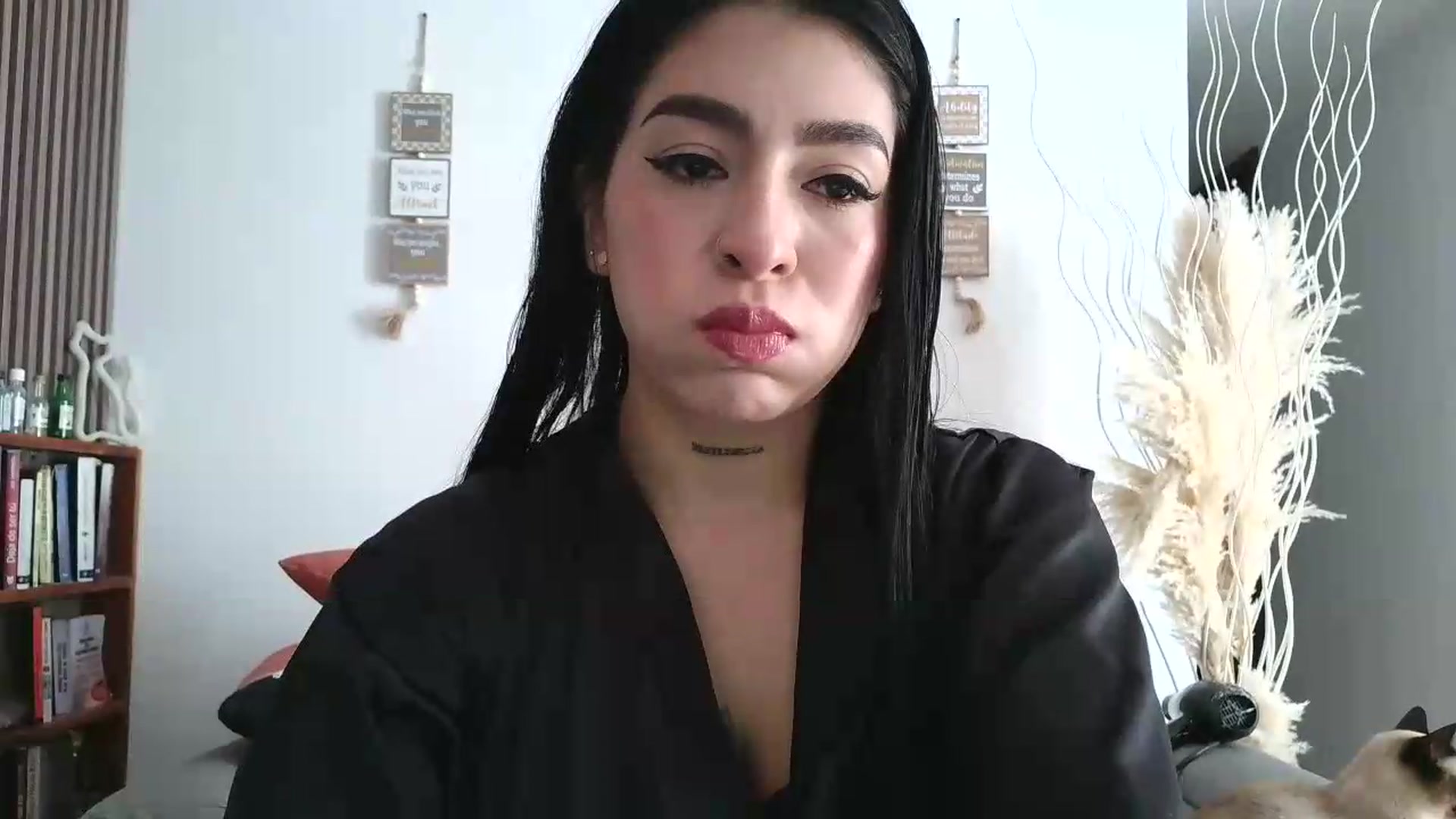 Gallery image thumbnail from yesicat's myfreecams stream on, 06/18/2026, 18:58 image 10 of 20