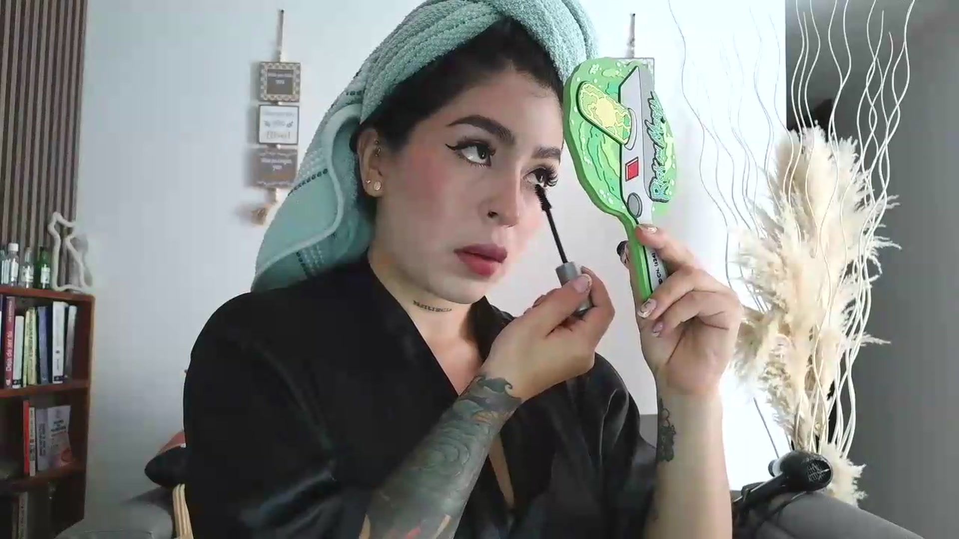Gallery image thumbnail from yesicat's myfreecams stream on, 06/18/2026, 18:58 image 7 of 20