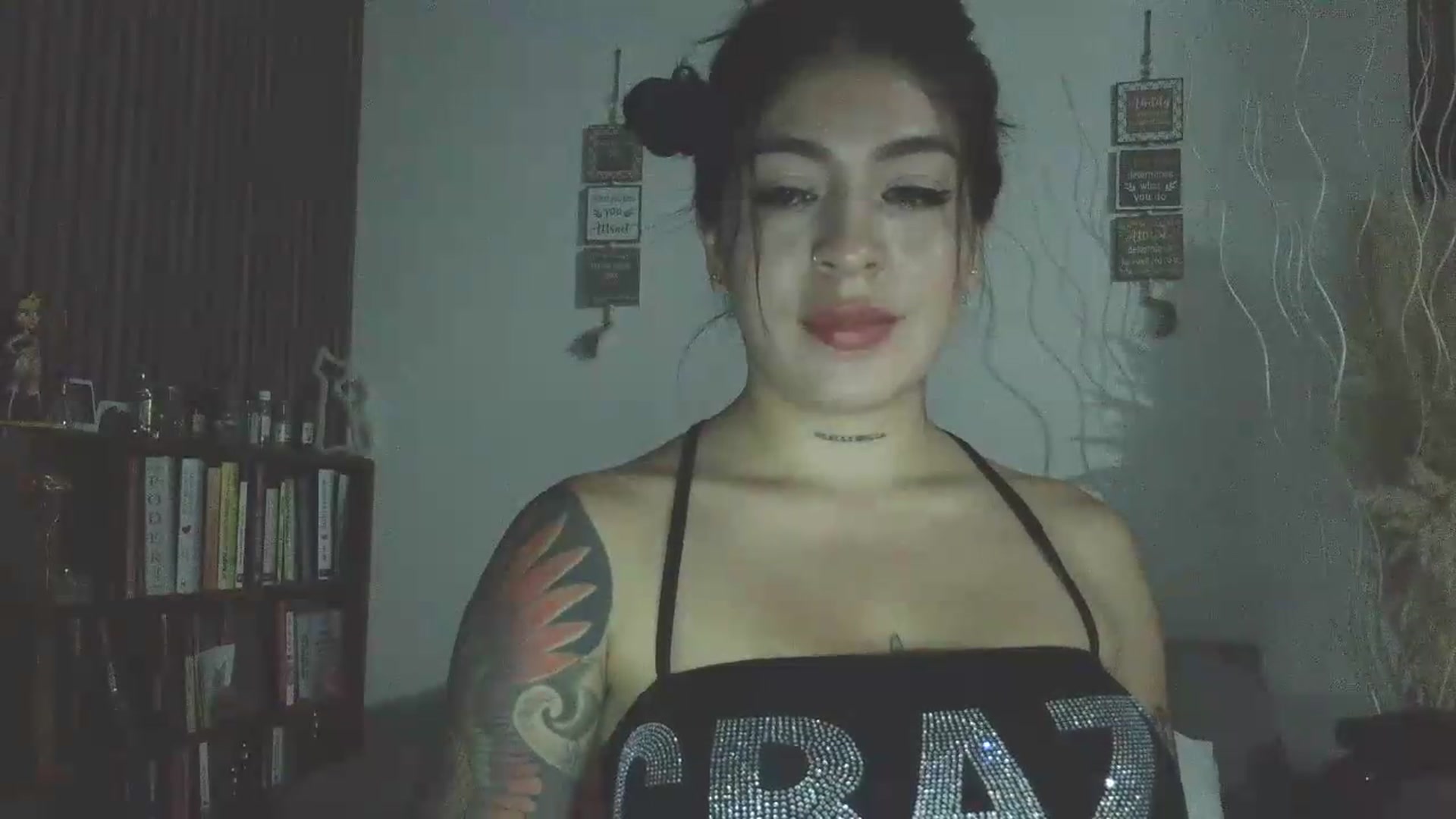 Gallery image thumbnail from yesicat's myfreecams stream on, 06/21/2026, 24:02 image 18 of 20