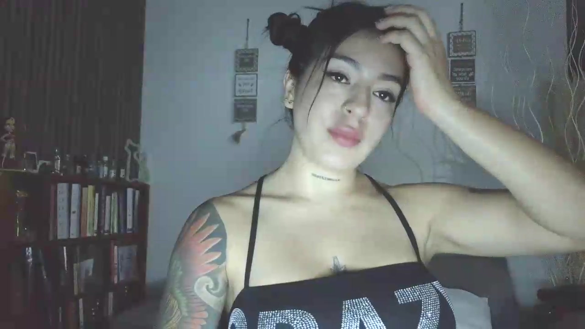 Gallery image thumbnail from yesicat's myfreecams stream on, 06/21/2026, 24:02 image 19 of 20