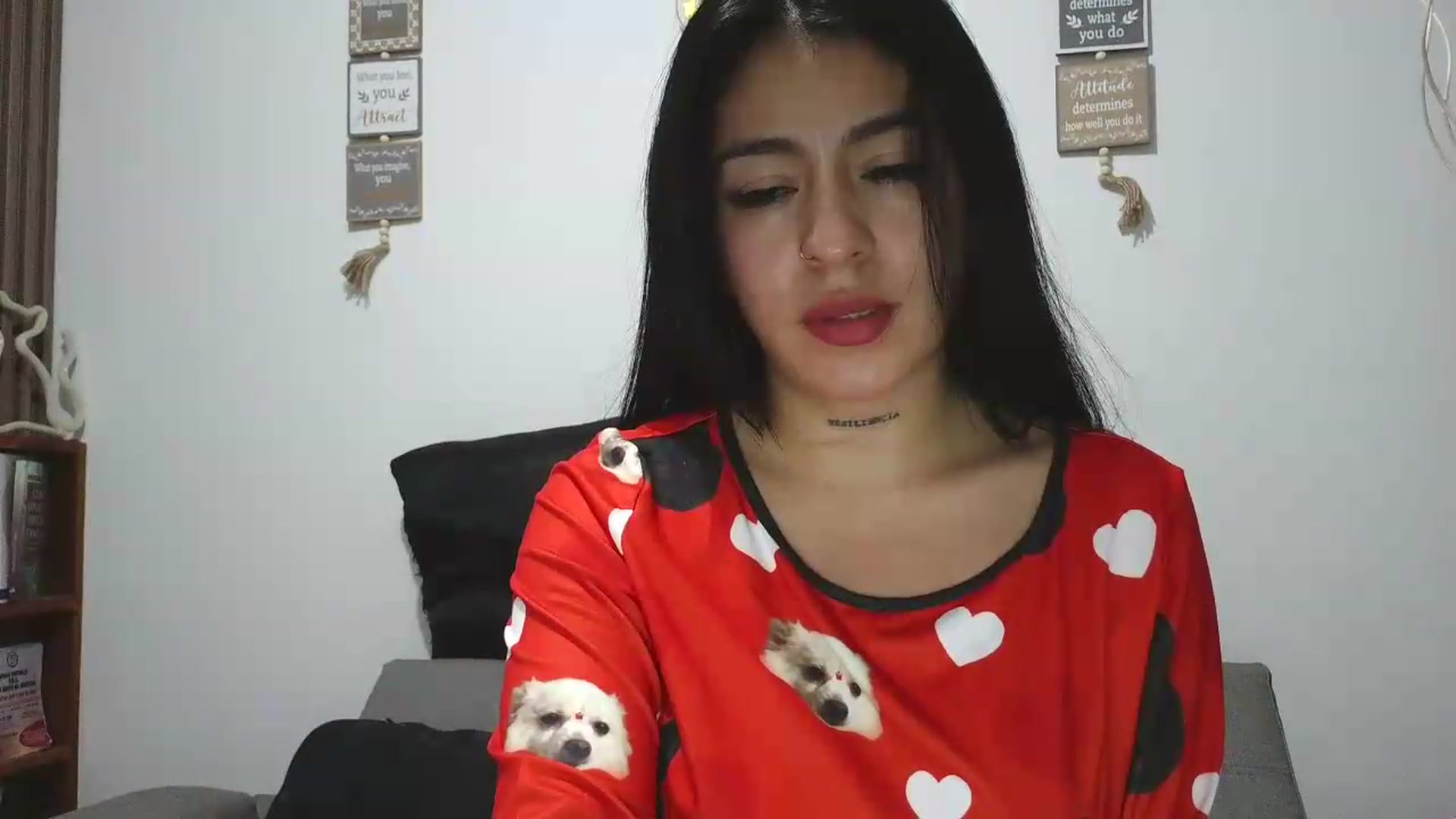 Gallery image thumbnail from yesicat's myfreecams stream on, 06/25/2026, 01:51 image 10 of 20