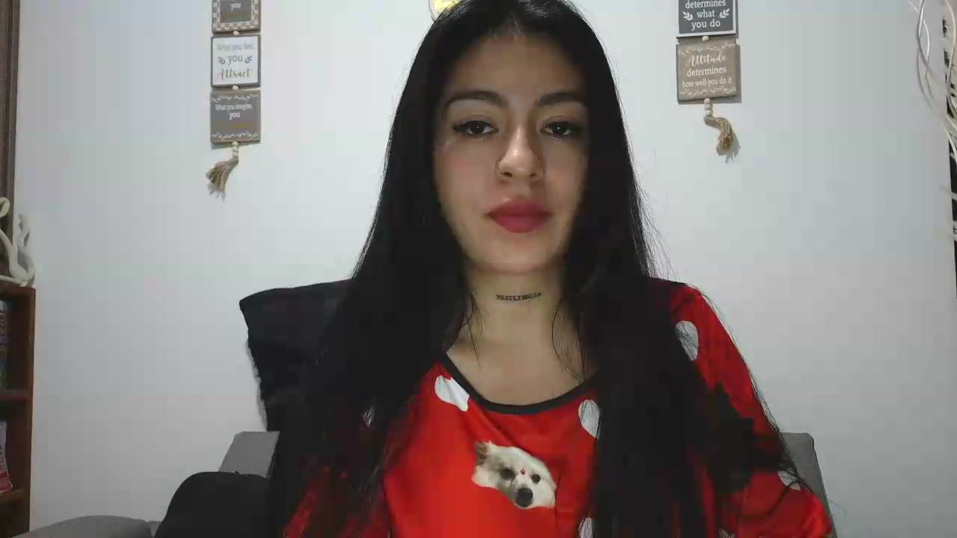 Gallery image thumbnail from yesicat's myfreecams stream on, 06/25/2026, 01:51 image 2 of 20