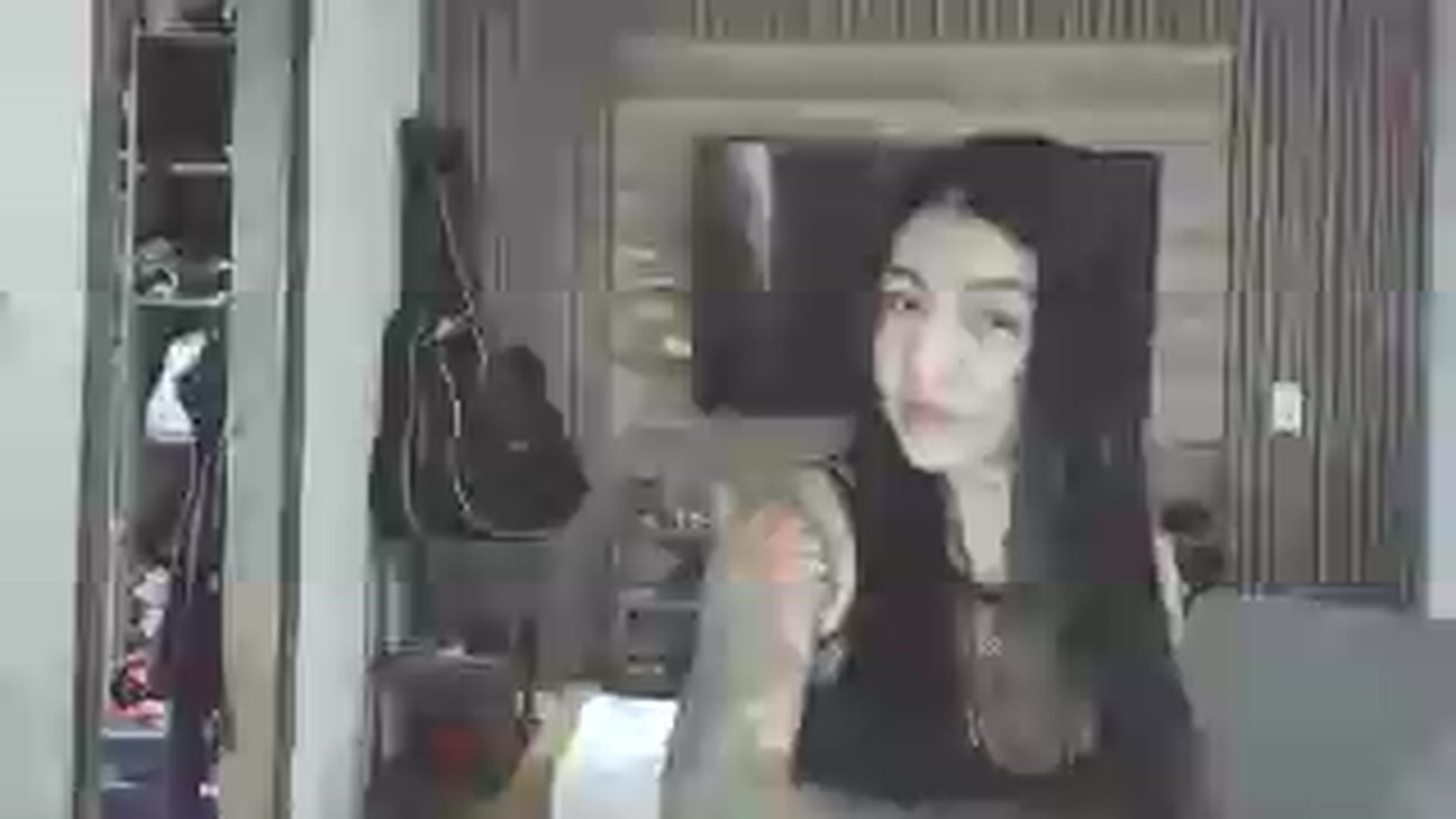 Gallery image thumbnail from yesicat's myfreecams stream on, 07/07/2026, 16:35 image 11 of 20
