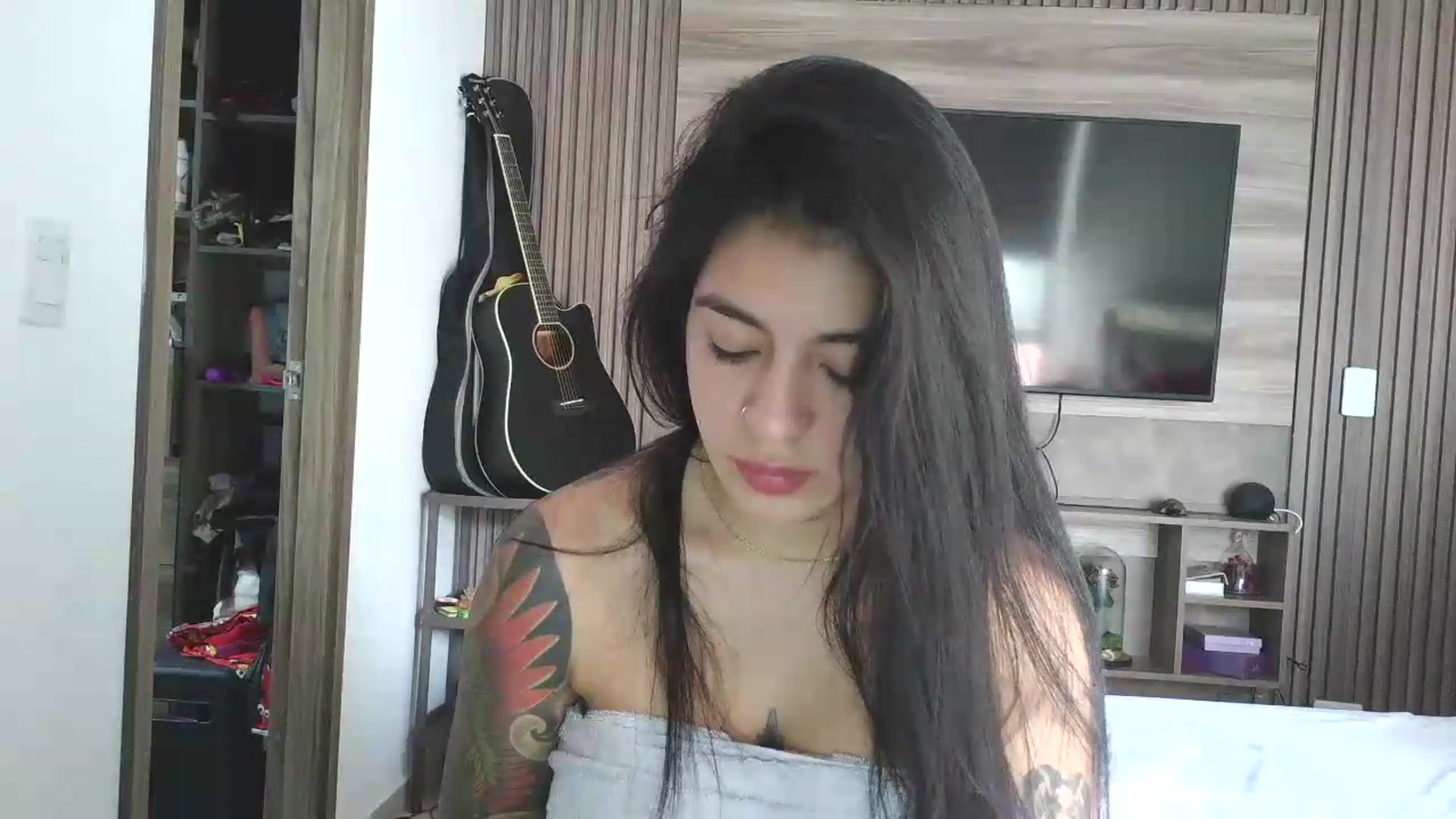 Gallery image thumbnail from yesicat's myfreecams stream on, 07/08/2026, 13:24 image 4 of 20
