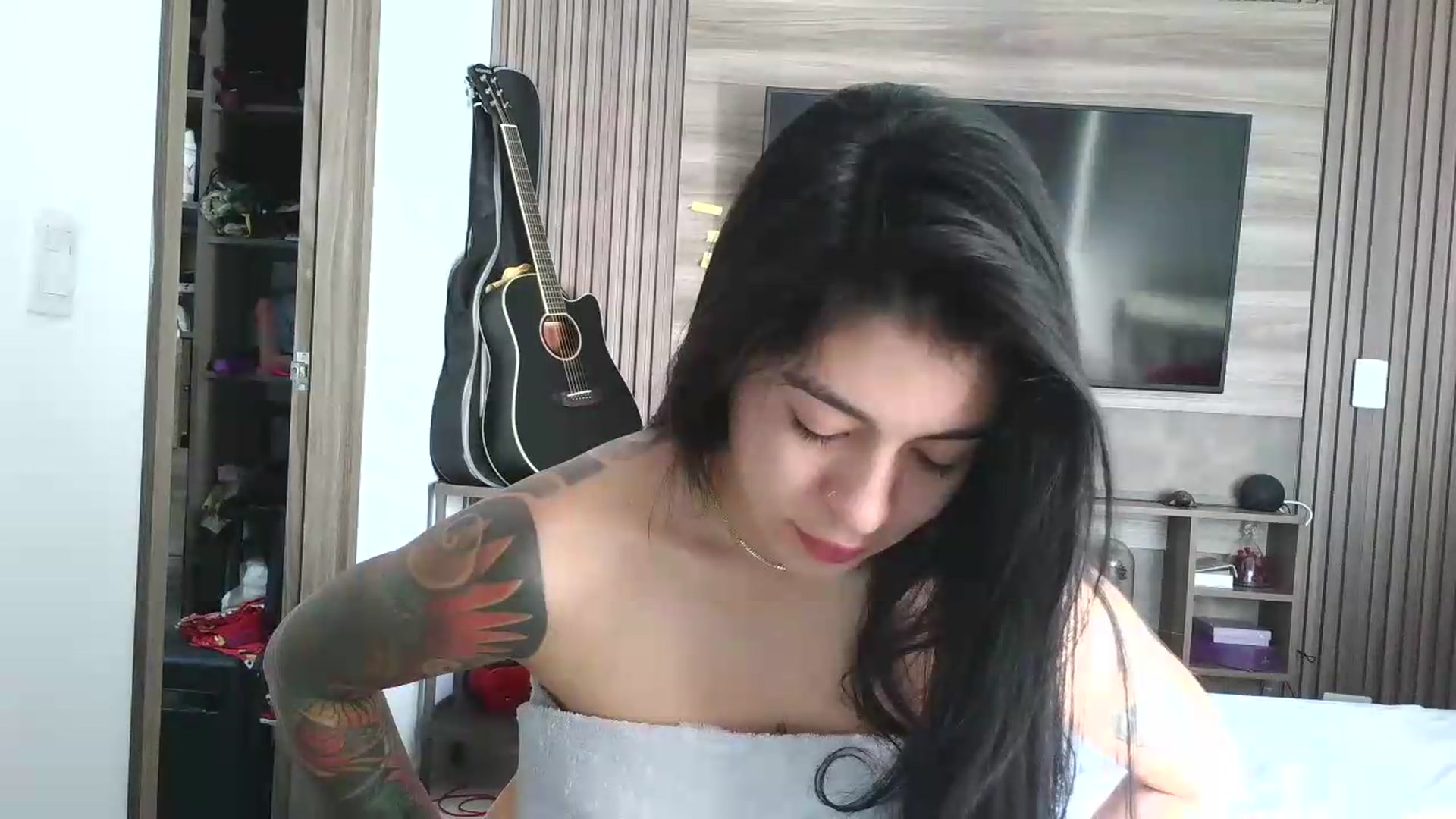Gallery image thumbnail from yesicat's myfreecams stream on, 07/08/2026, 13:24 image 14 of 20
