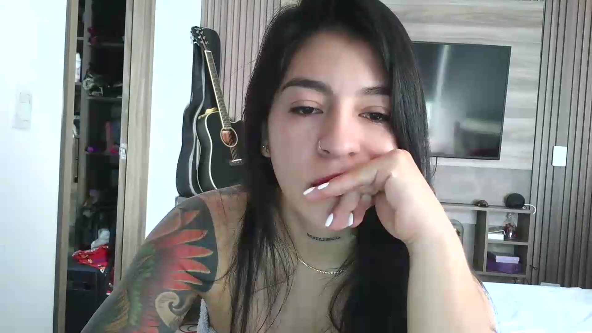 Gallery image thumbnail from yesicat's myfreecams stream on, 07/08/2026, 13:24 image 10 of 20