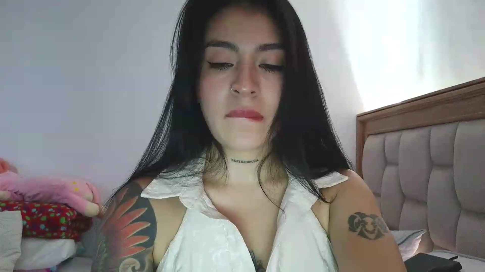 Gallery image thumbnail from yesicat's myfreecams stream on, 07/15/2026, 16:35 image 6 of 20