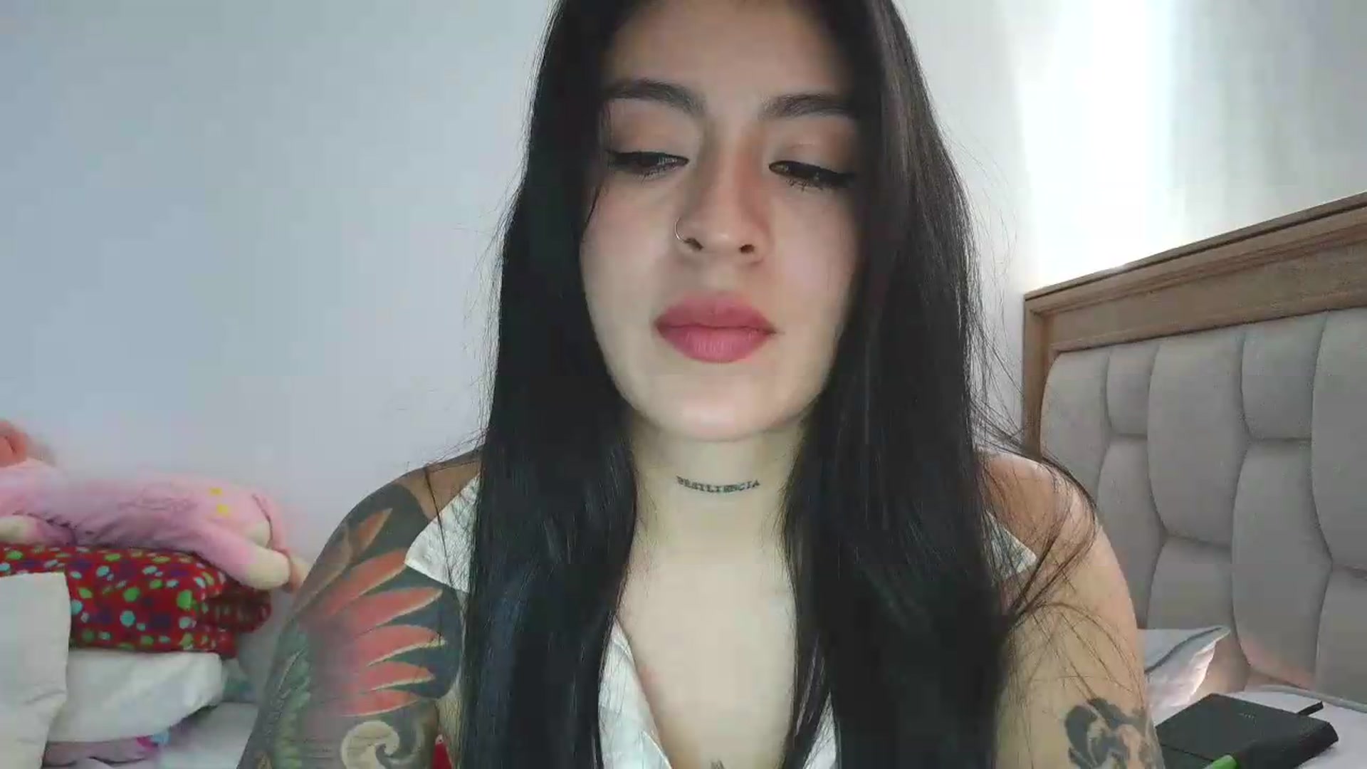 Gallery image thumbnail from yesicat's myfreecams stream on, 07/15/2026, 16:35 image 19 of 20