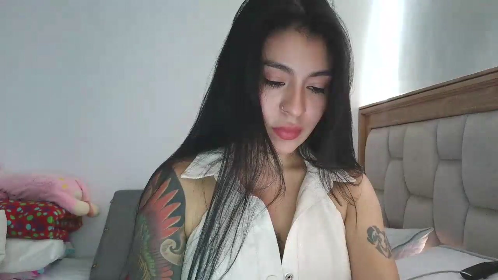 Gallery image thumbnail from yesicat's myfreecams stream on, 07/15/2026, 17:28 image 5 of 20