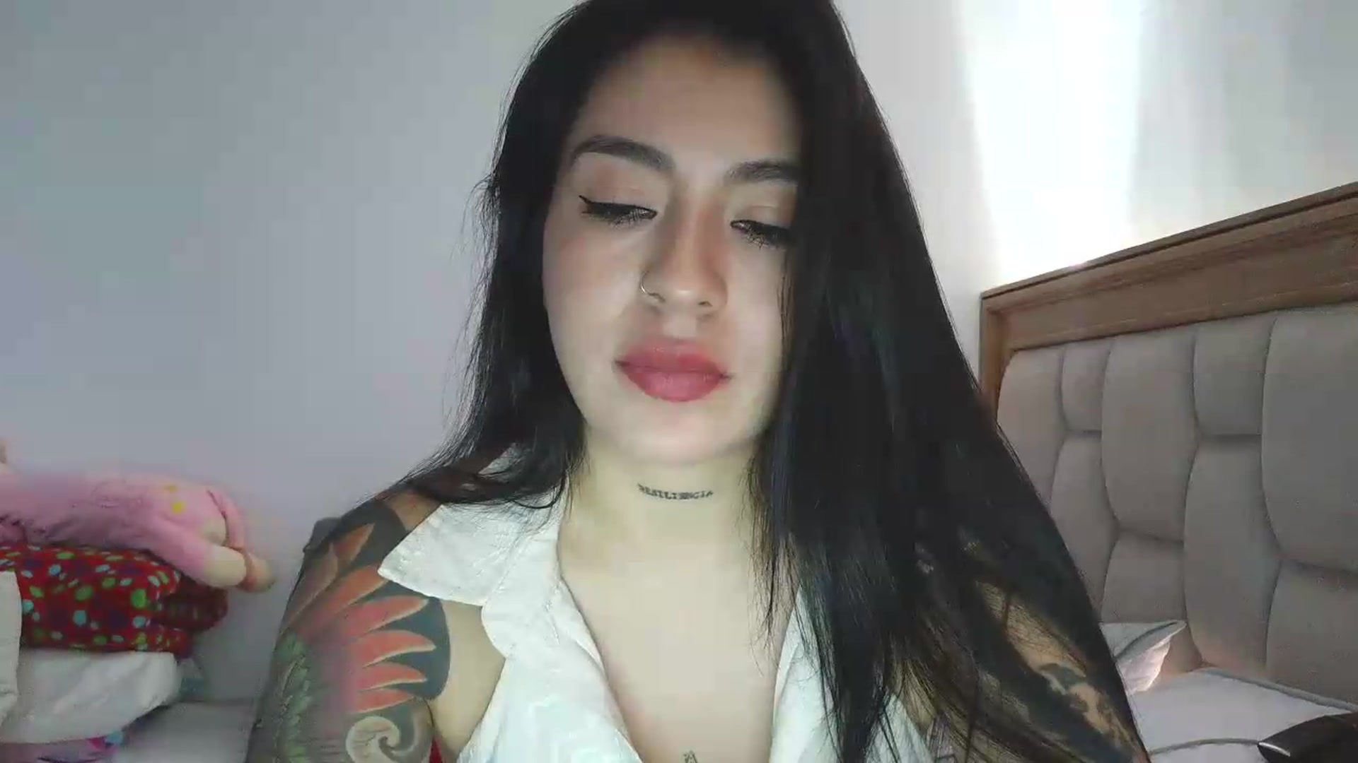 Gallery image thumbnail from yesicat's myfreecams stream on, 07/15/2026, 17:28 image 3 of 20