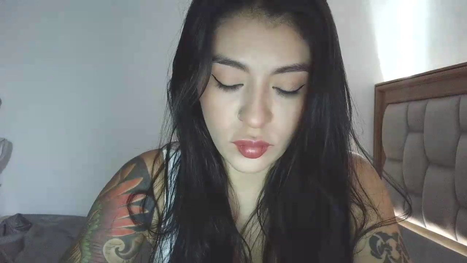 Gallery image thumbnail from yesicat's myfreecams stream on, 07/16/2026, 19:26 image 4 of 20
